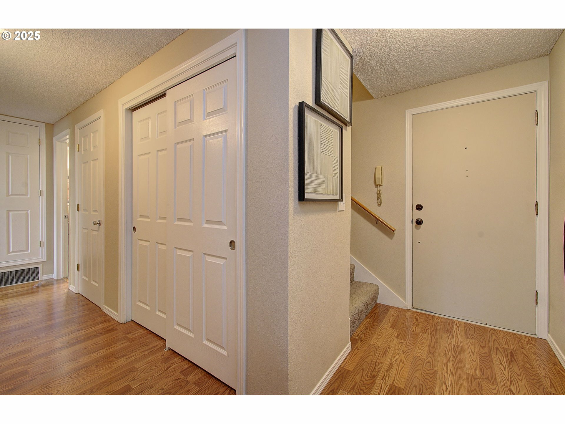 Property Photo:  405 NE 85th St  WA 98665 