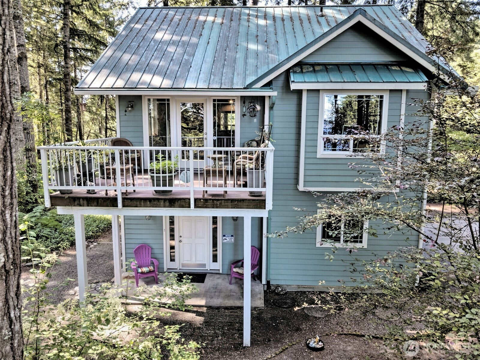 Property Photo: 250 E Crest Lane WA 98546