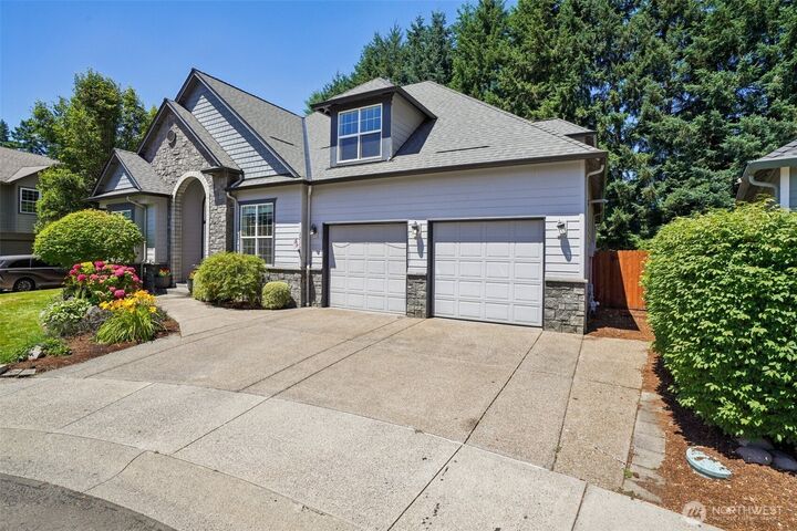 Property Photo: 3712 NE 131st Street WA 98686