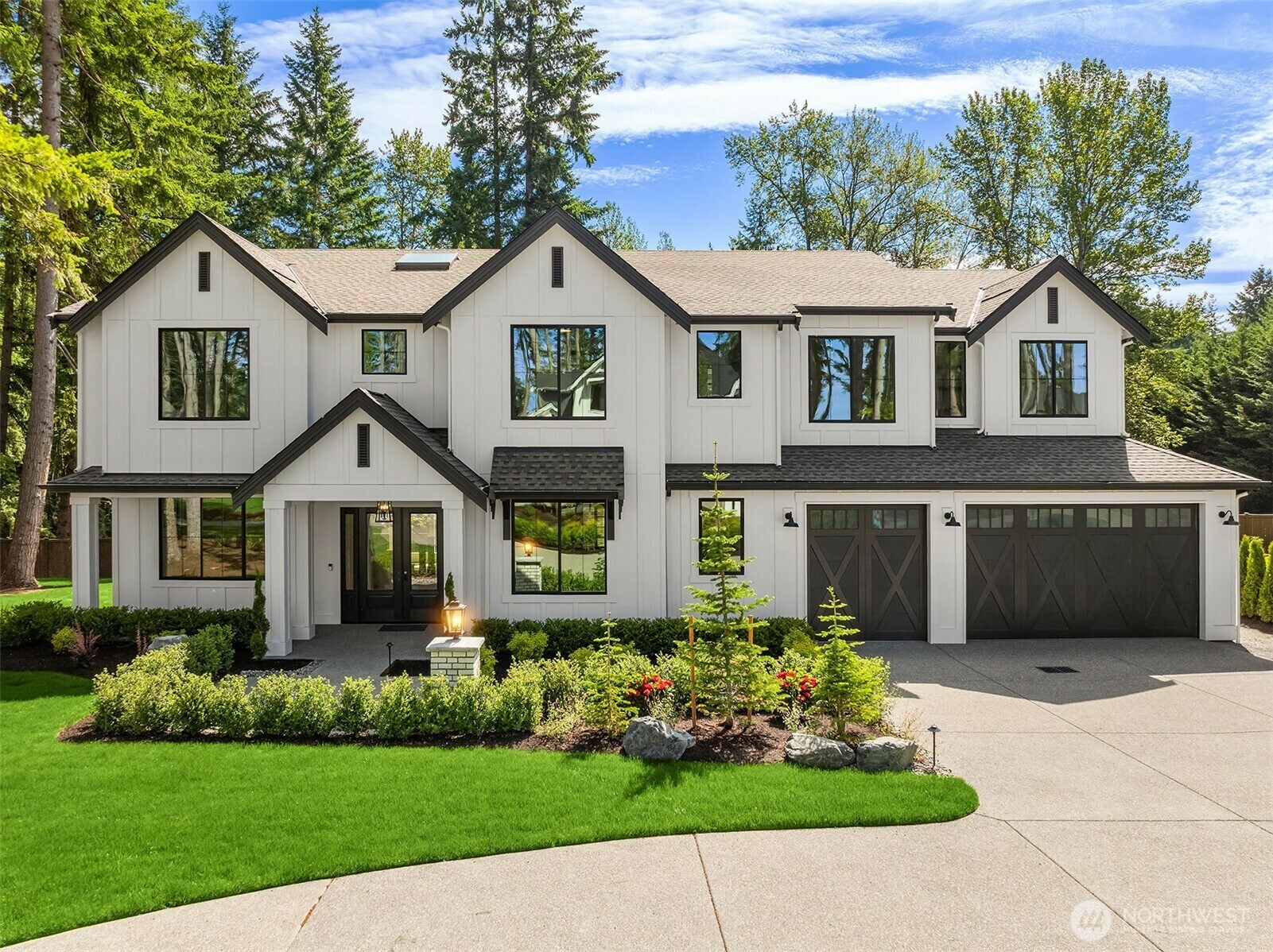 Property Photo: 15318 154th Avenue NE WA 98072