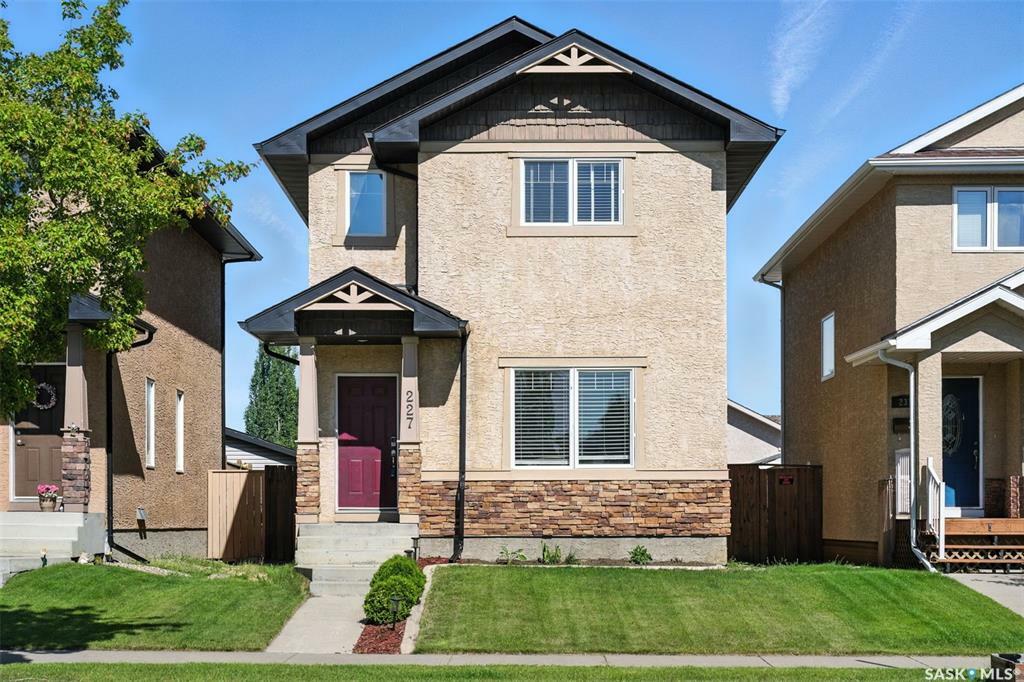 227 Galloway Road  Saskatoon SK S7T 0B2 photo