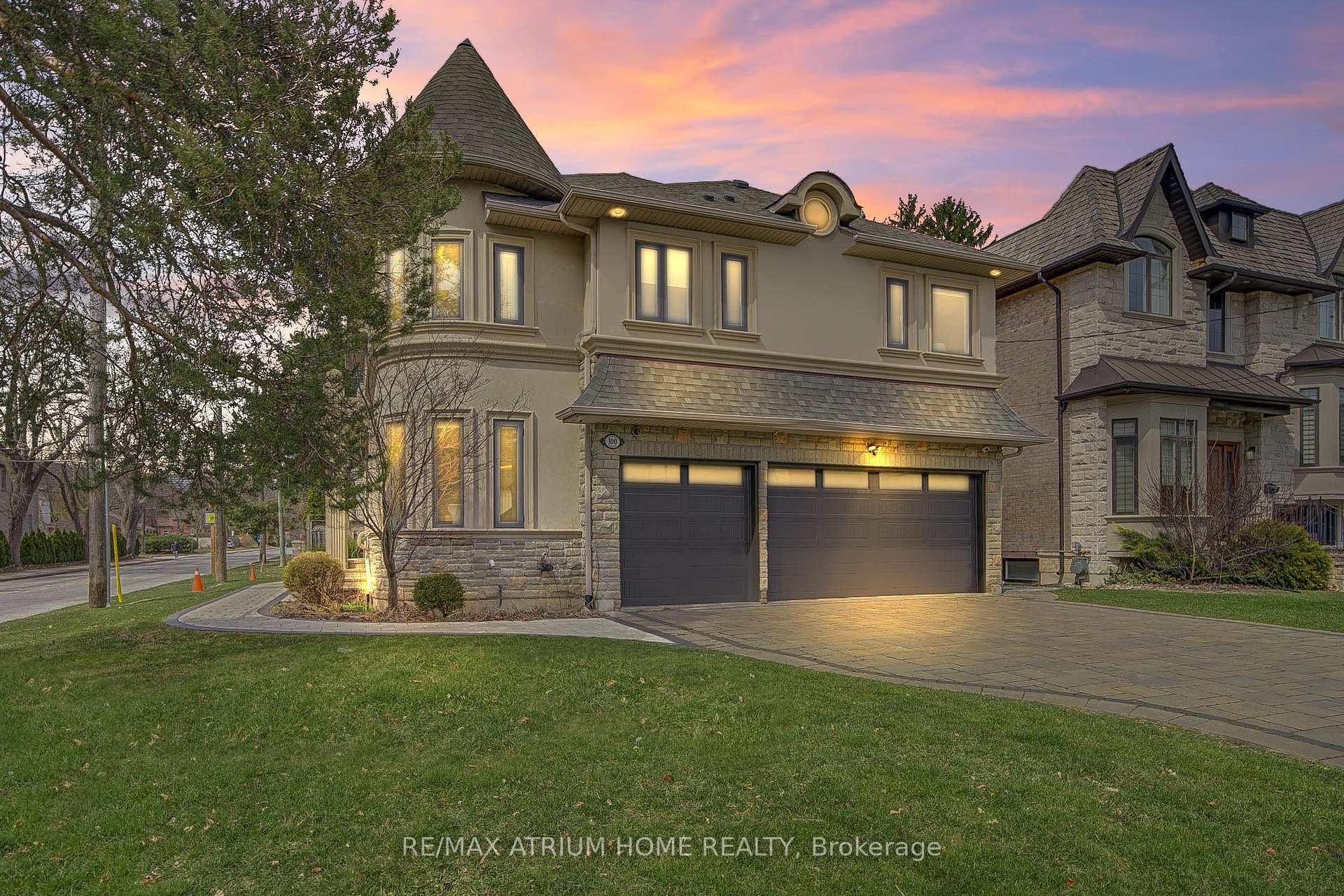 Property Photo: 100 Elmwood Avenue ON M2N 3M2