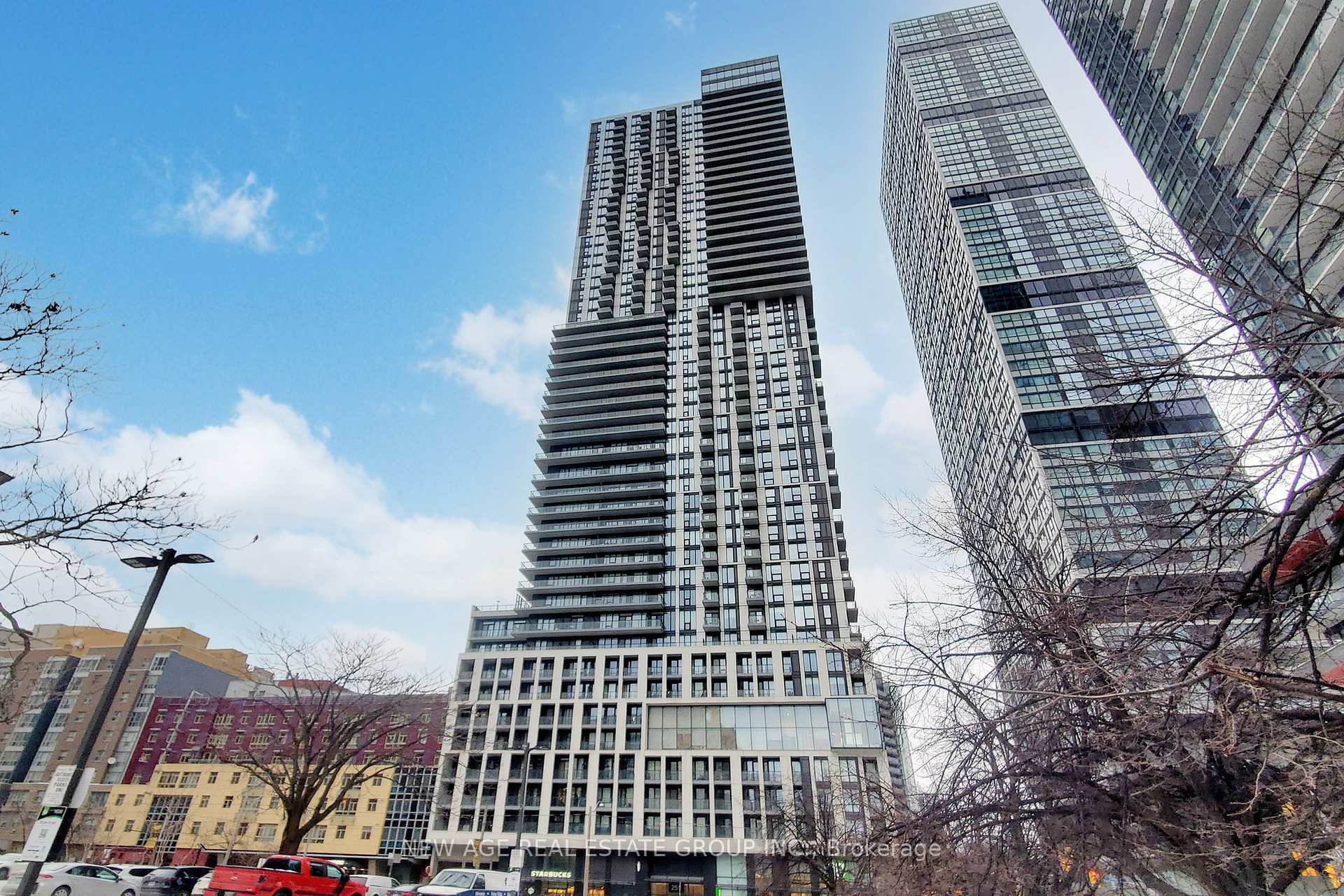 Property Photo: 251 Jarvis Street E 4807 ON M5B 2C2
