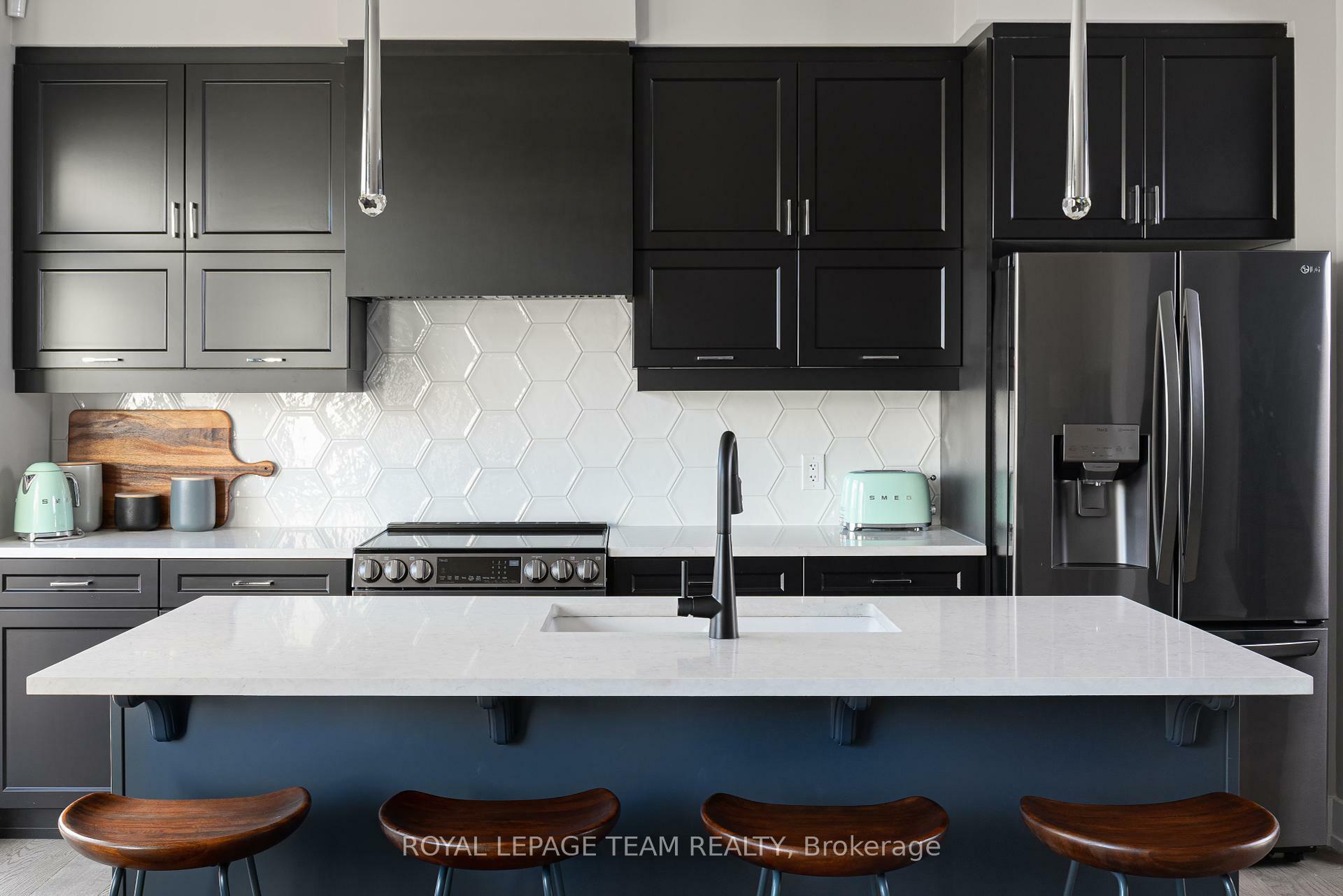 Property Photo: 471 Patrick Street ON K0G 1J0