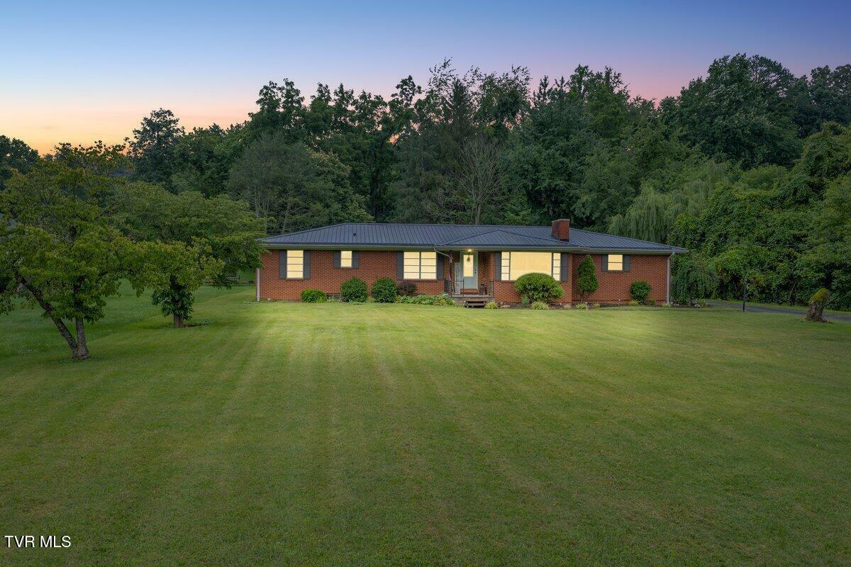 Property Photo: 1314 Bristol Highway TN 37643