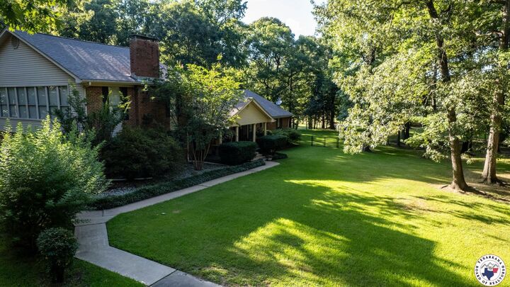 Property Photo:  6 High Point Dr.  TX 75503 