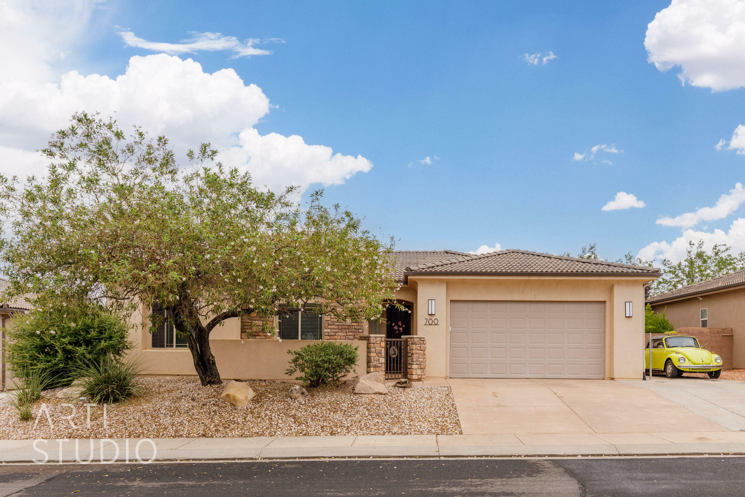 Property Photo: 700 N 3000 W UT 84737