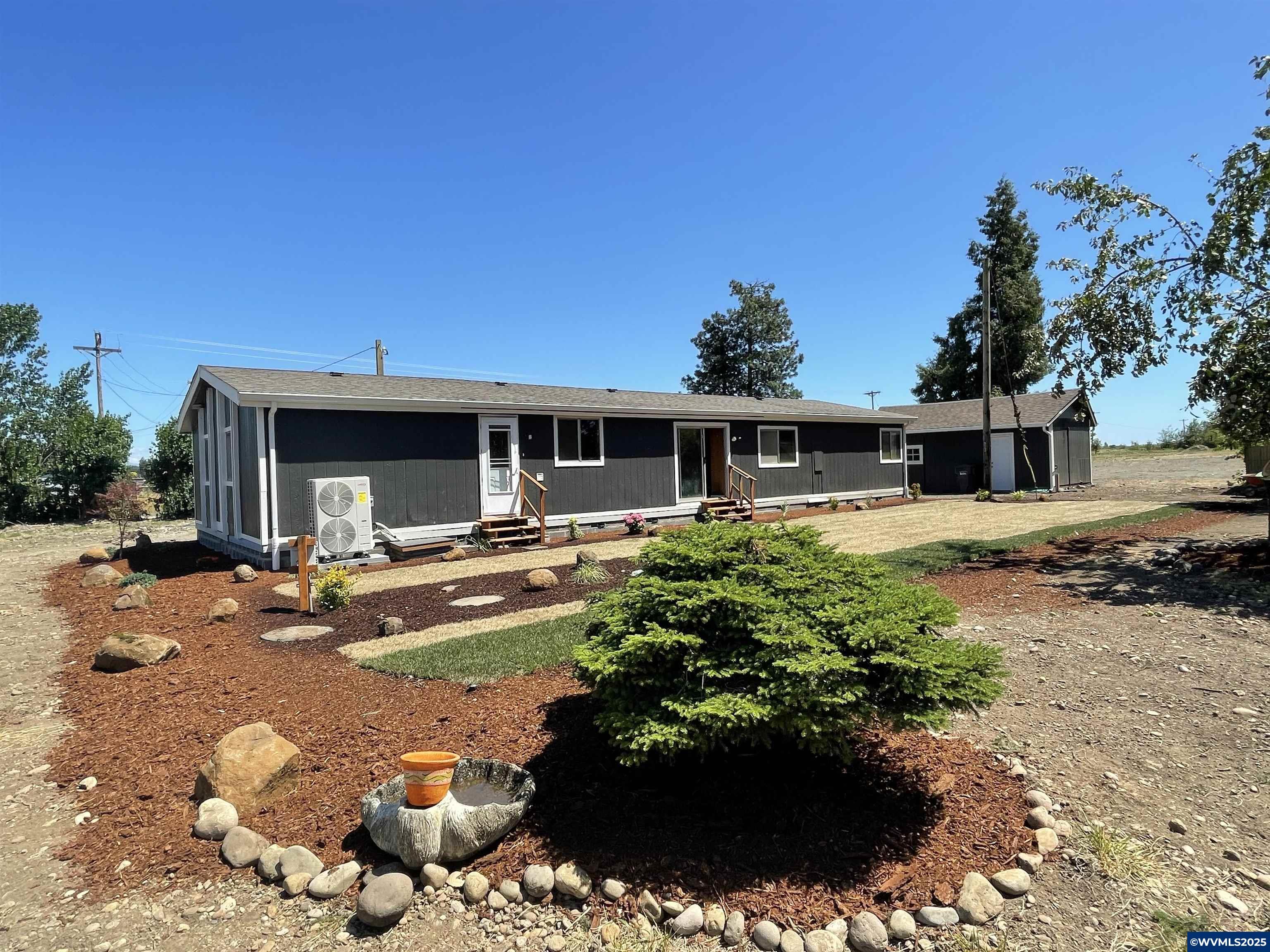 Property Photo: 9223 55th Av SE OR 97392