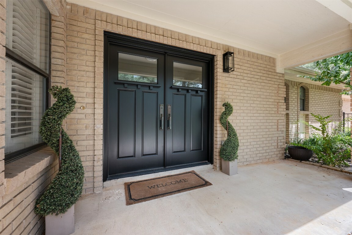 Property Photo: 315 Comet TX 78734