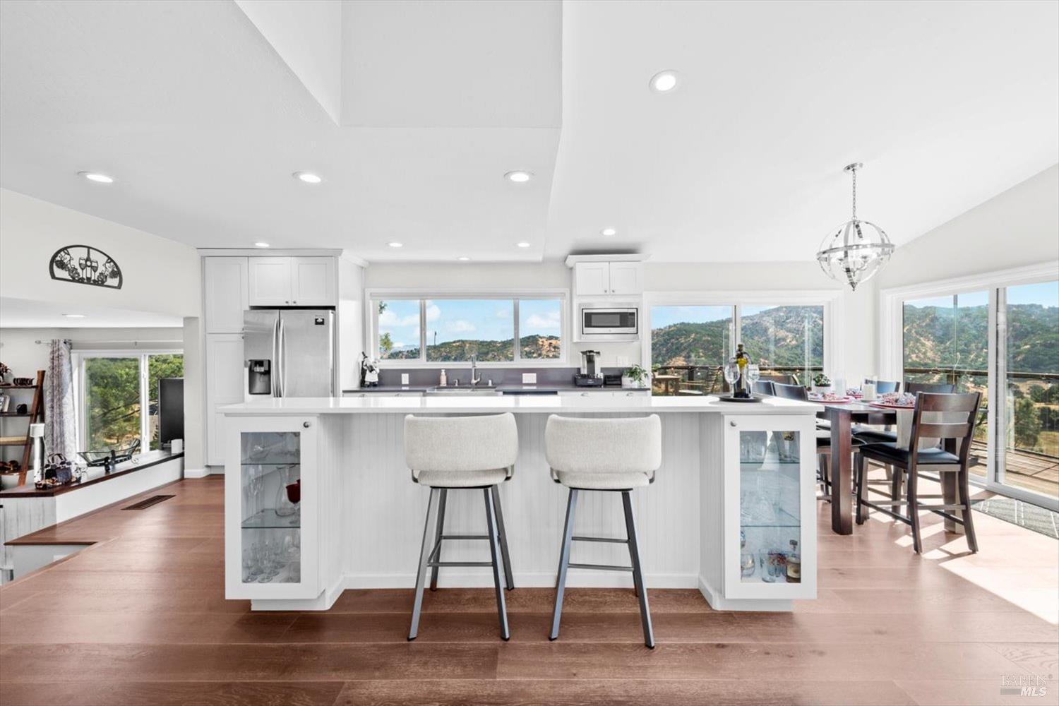 Property Photo:  76 Sunnyhill Lane  CA 94558 