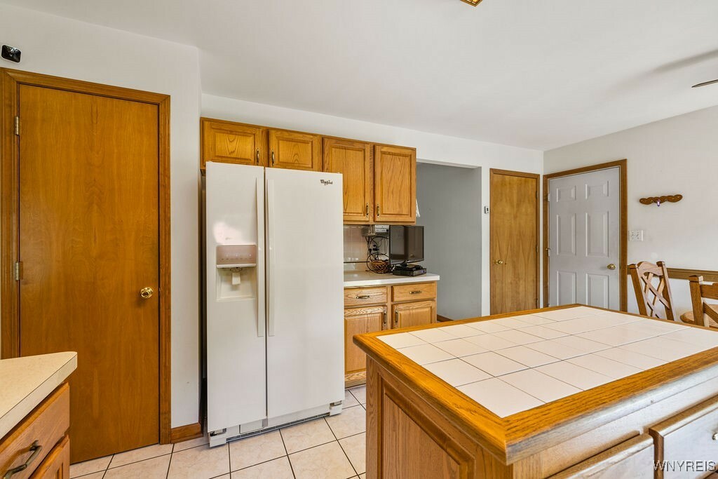 Property Photo: 701 Walker Drive NY 14092