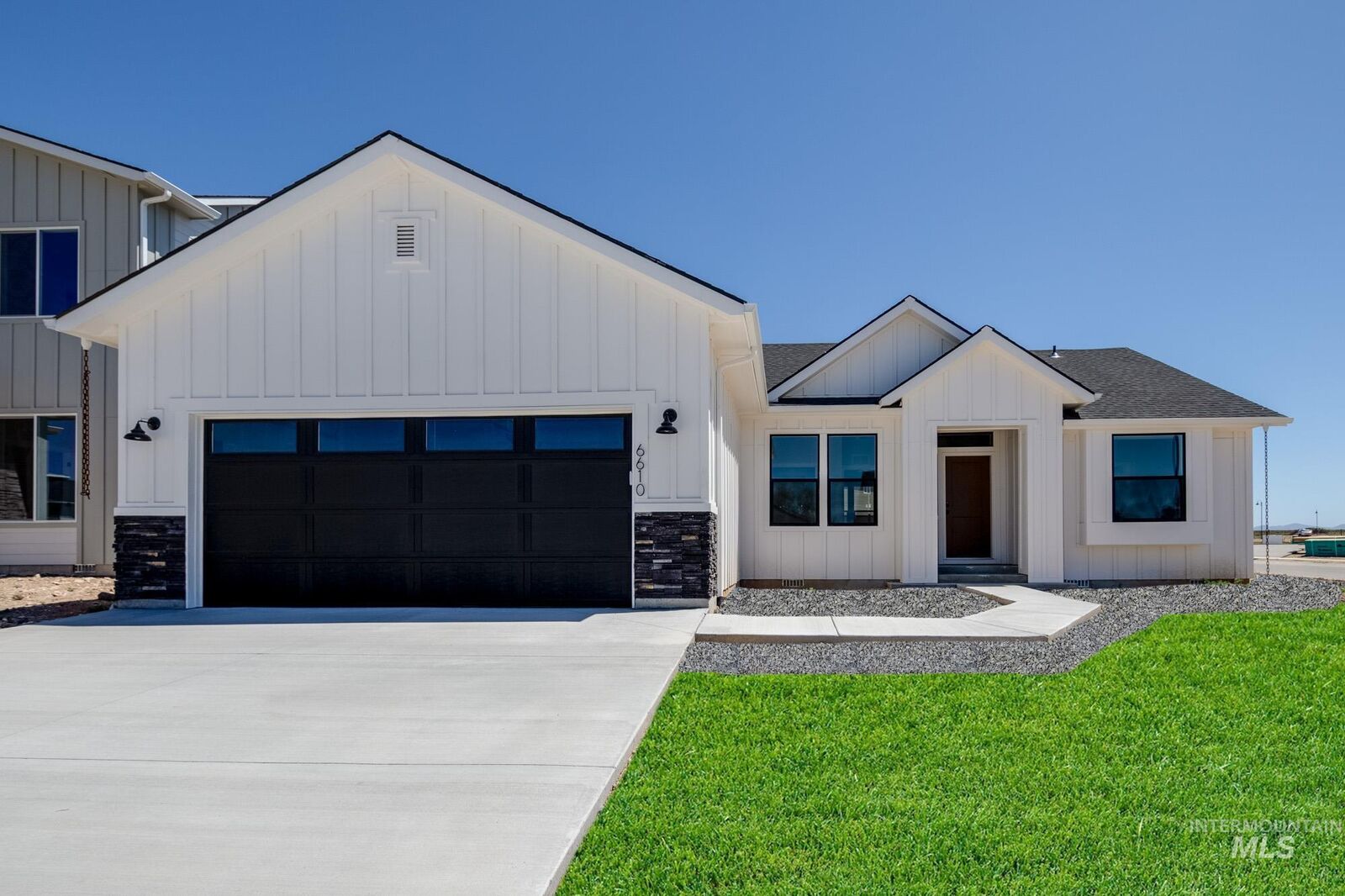 Property Photo:  6610 S Banded Eagle Way  ID 83709 