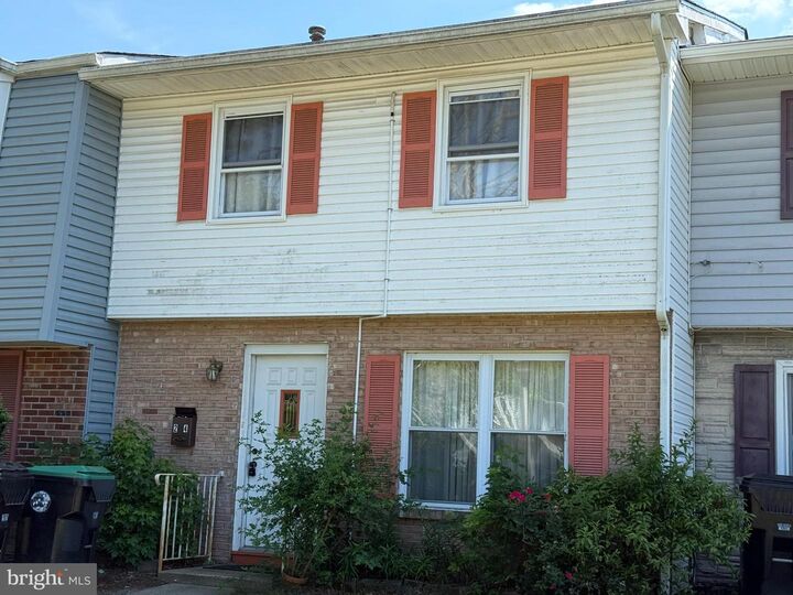 Property Photo:  24 Maureen Court  NJ 08081 