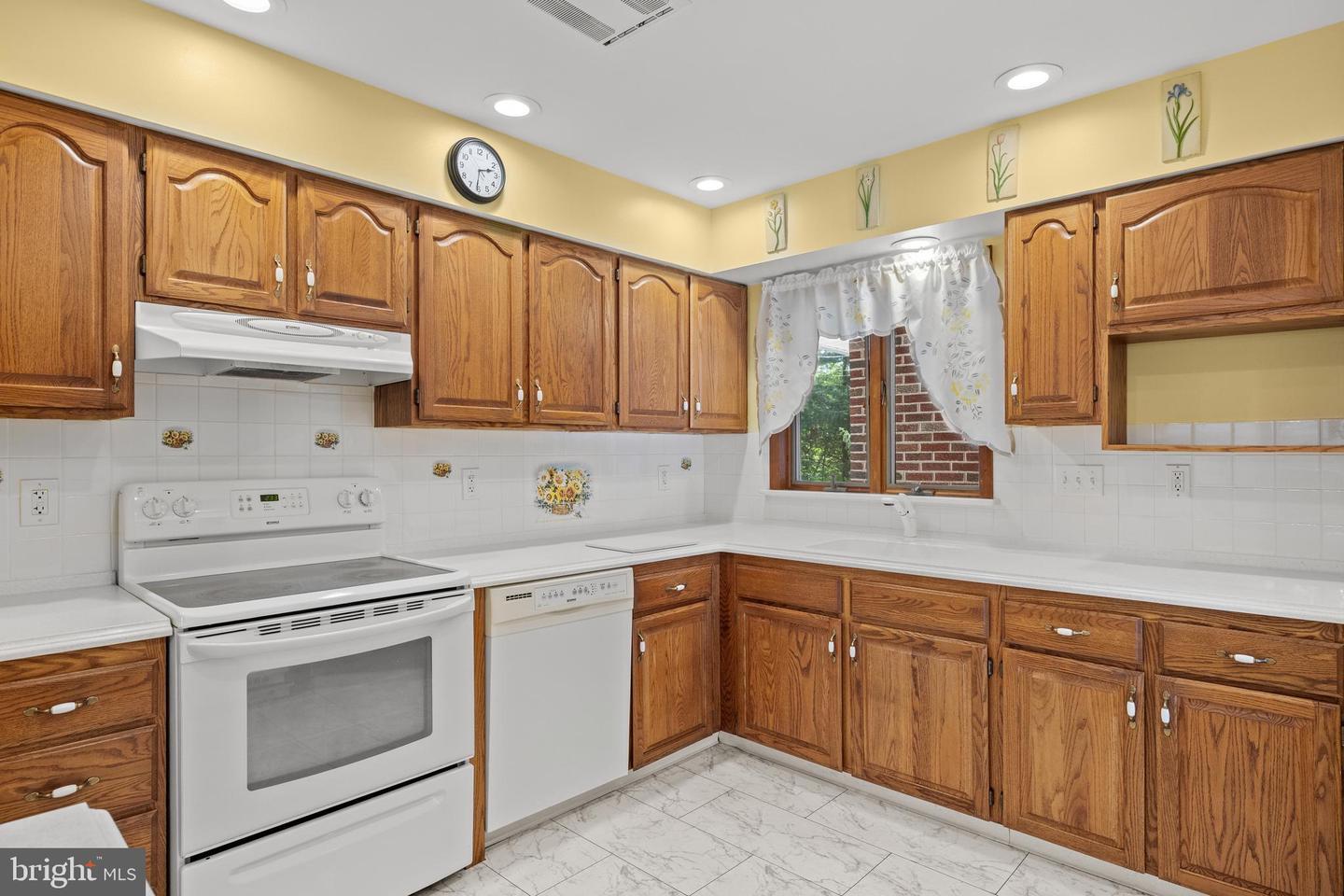 Property Photo: 51 Oak Lane NJ 08533