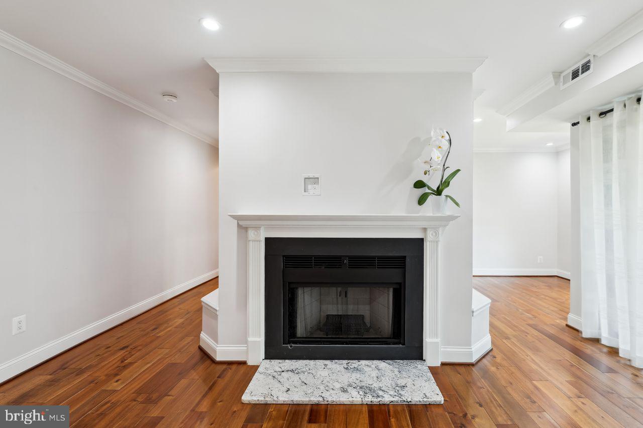 Property Photo: 6003 Majors Lane 7 MD 21045