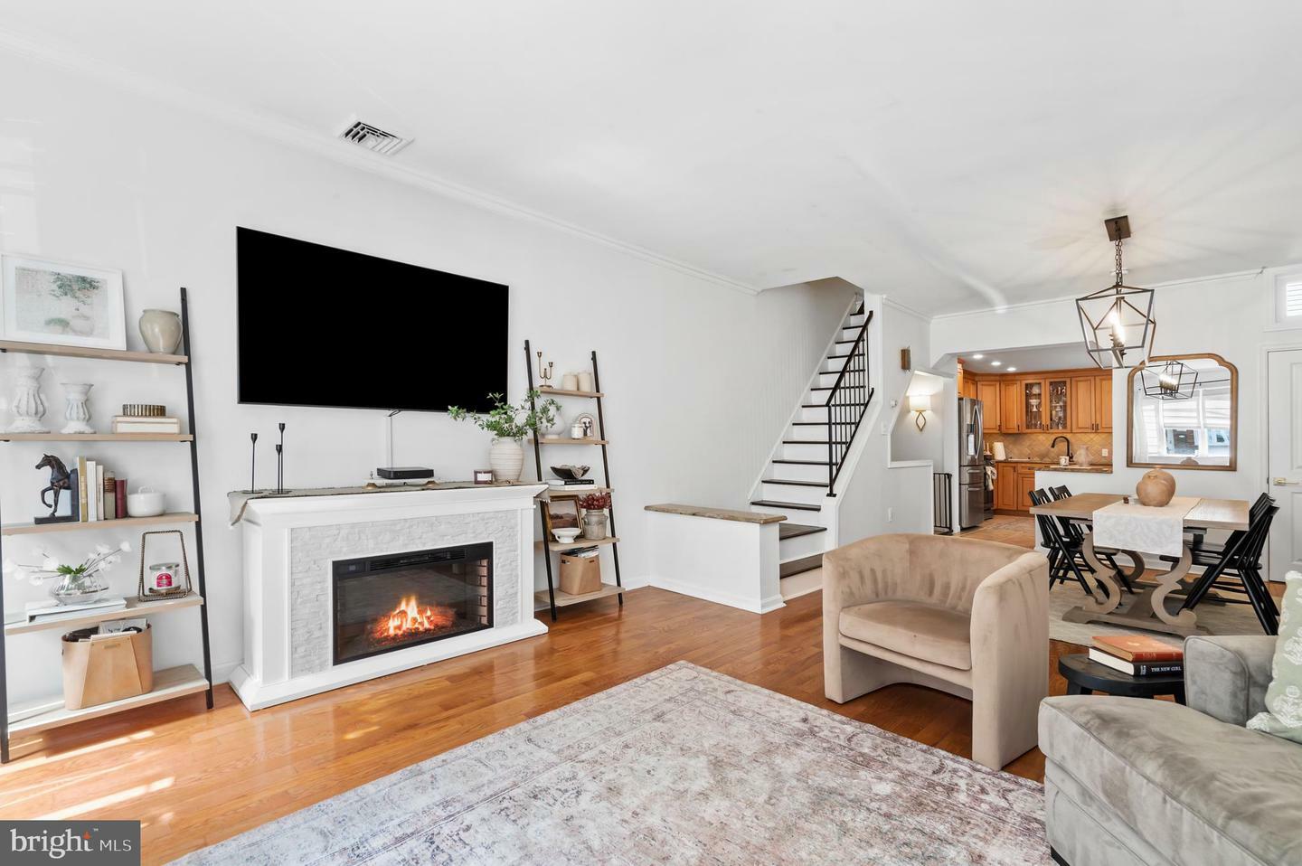 2428 S 12th Street  Philadelphia PA 19148 photo