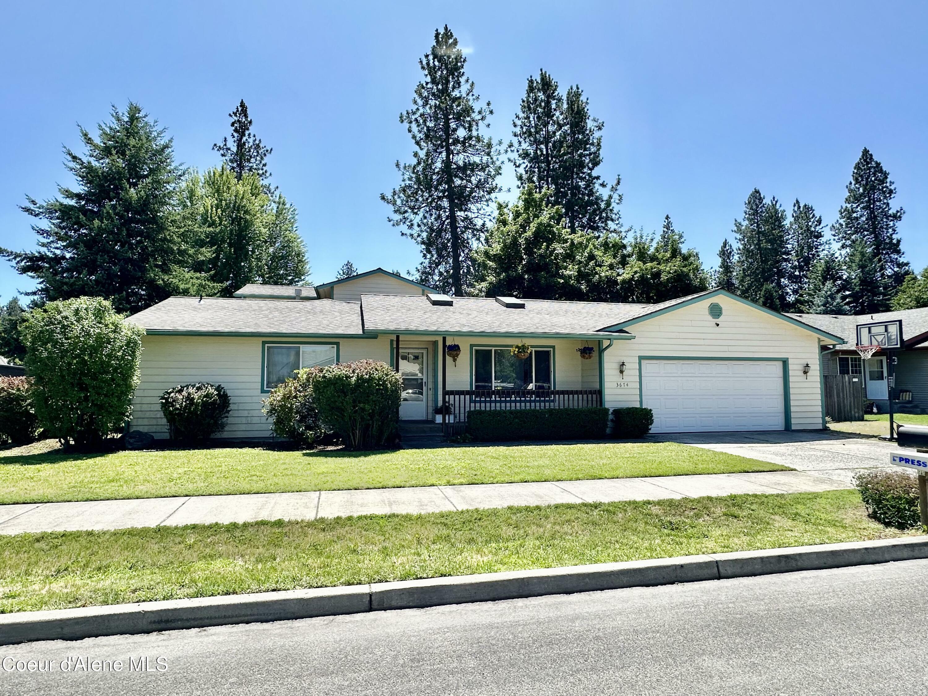 3674 E 2nd Ave  Post Falls ID 83854 photo