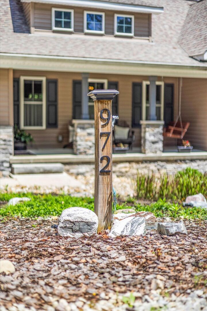 Property Photo: 972 Sauk Lane OH 43155