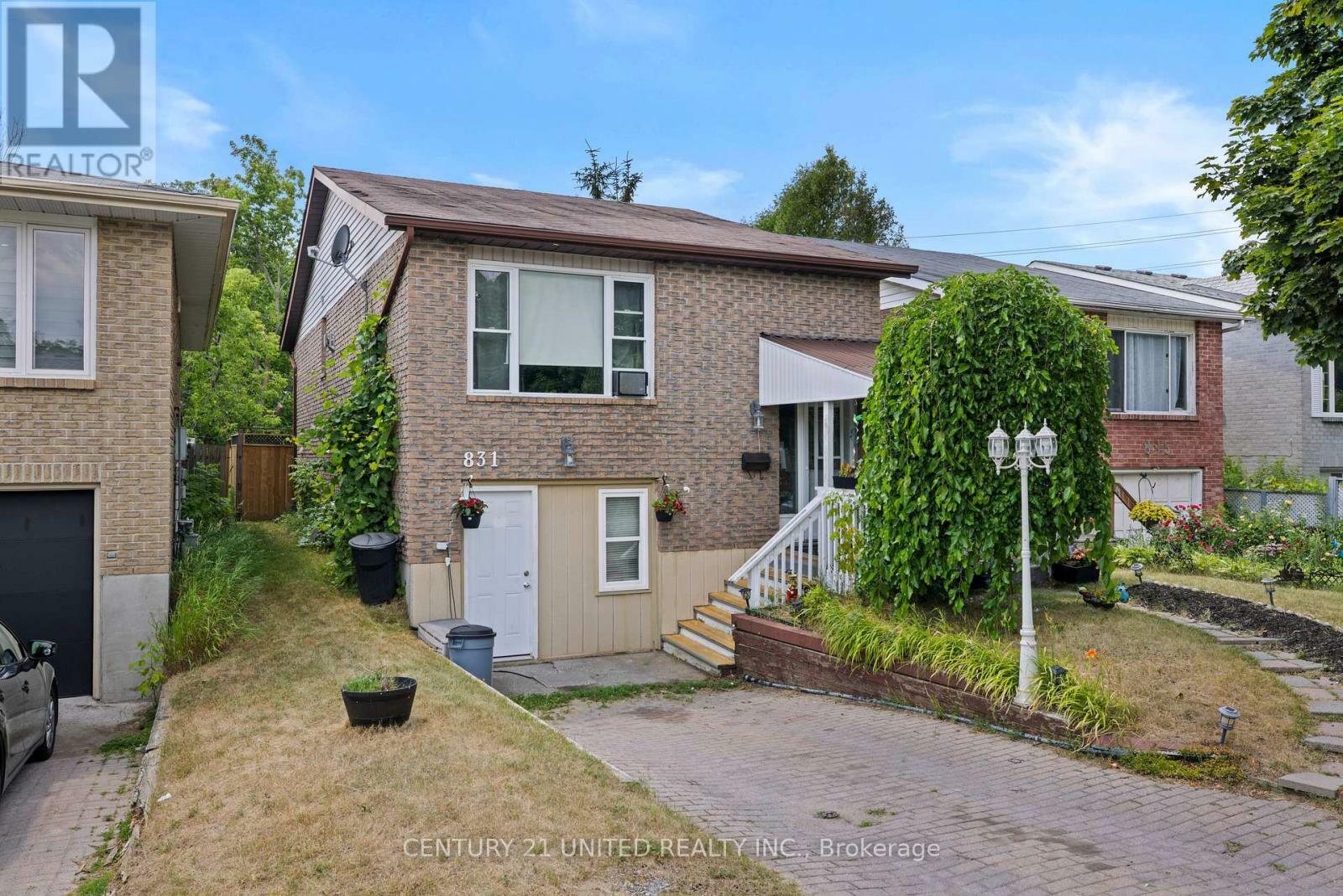 Property Photo: 831 Mountain Ash Road ON K9J 8K2