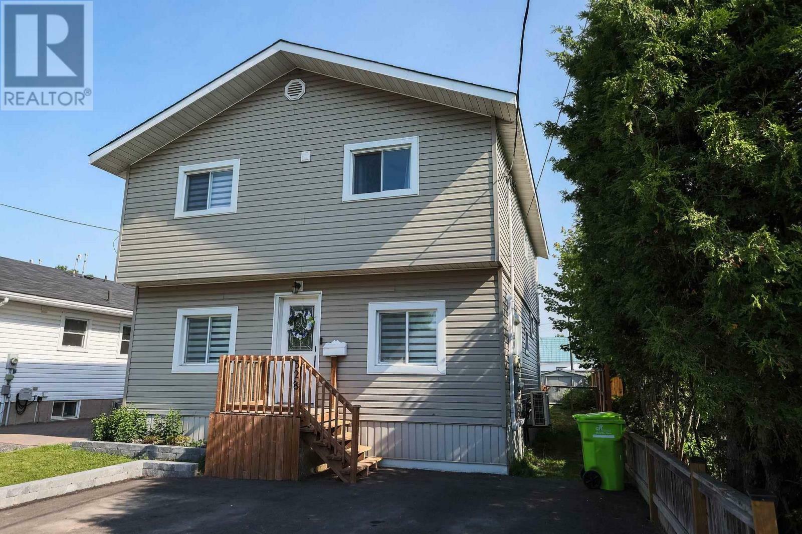 Property Photo:  328 Kingsford Rd  ON P6C 2W4 