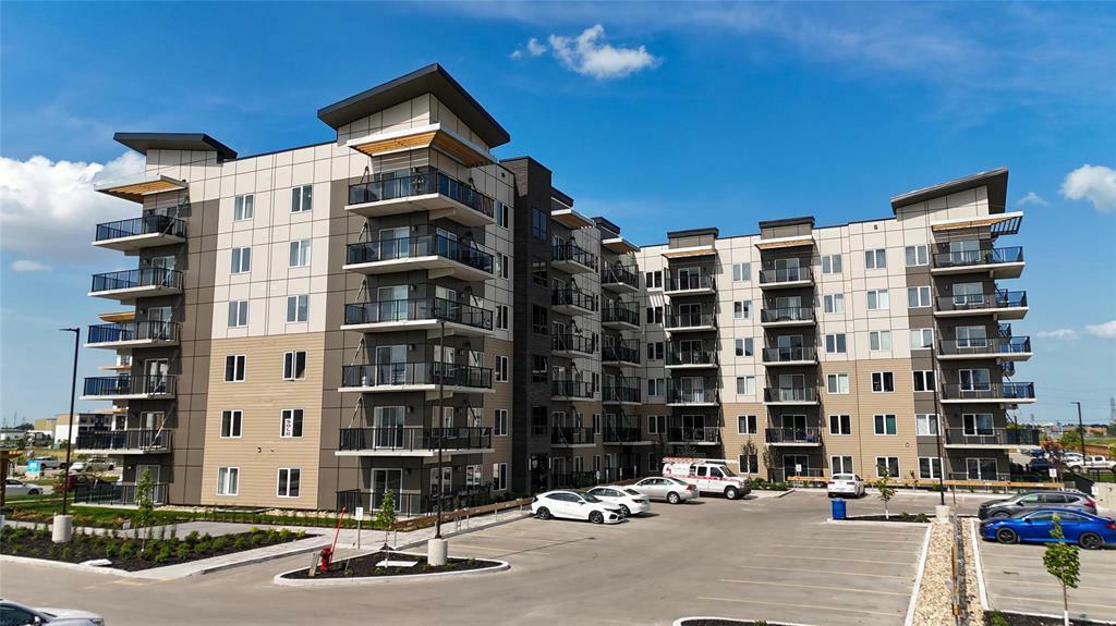 635 Ballantrae Drive  Winnipeg MB R3T 6K4 photo