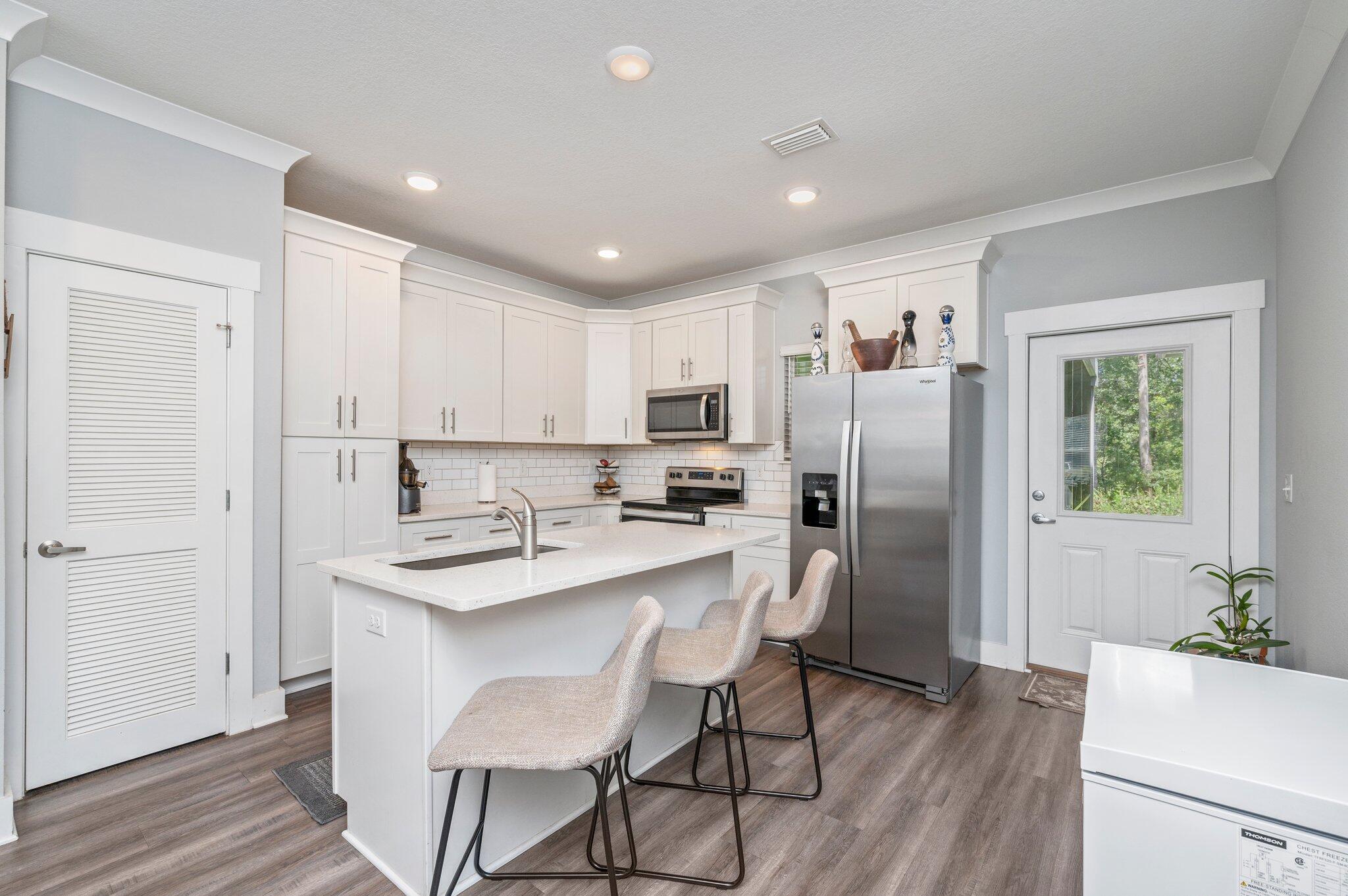 Property Photo:  166 N N Sand Palm Road  FL 32439 