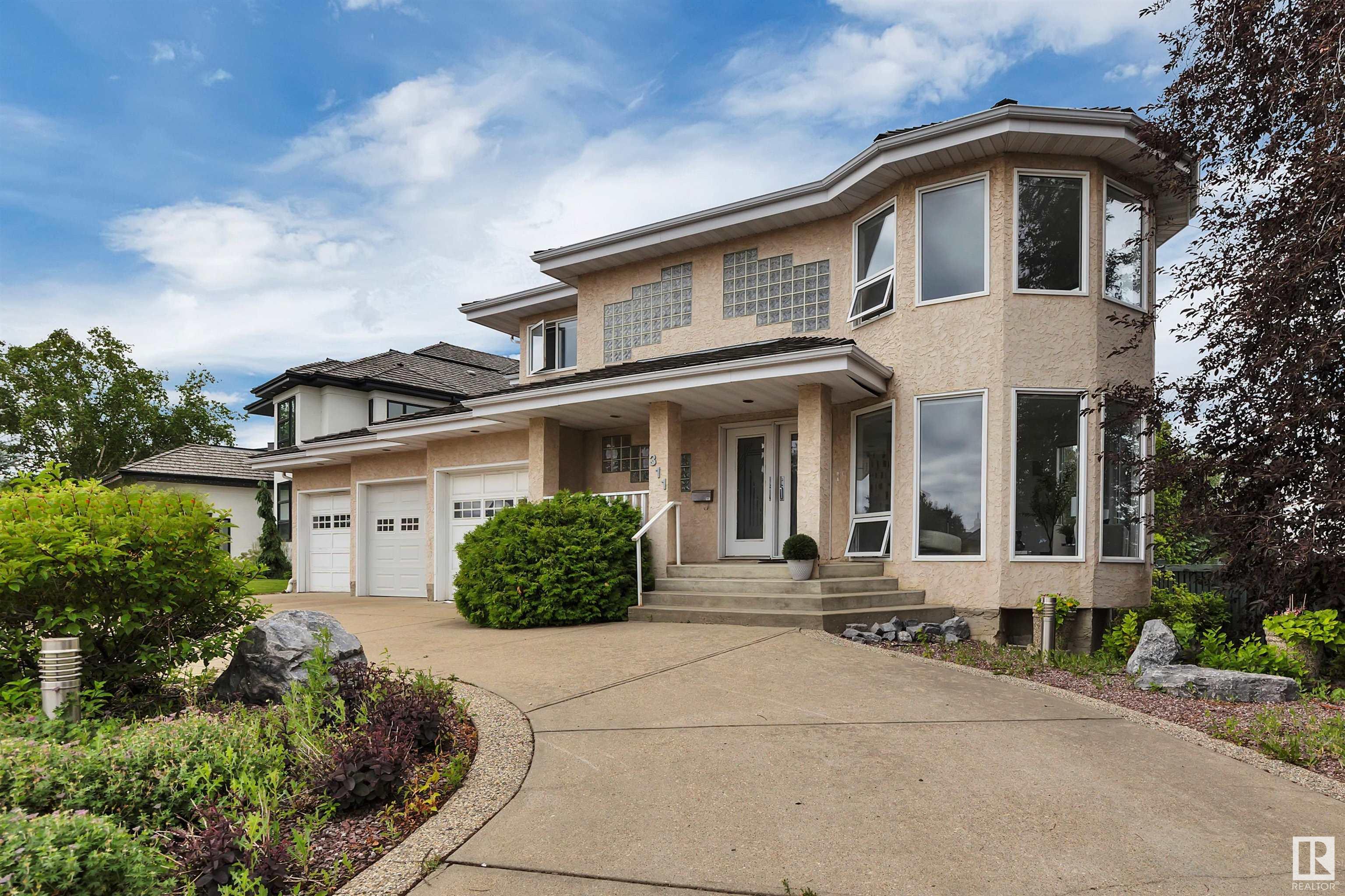 Property Photo:  311 Ferris Way NW  AB T6R 2C8 