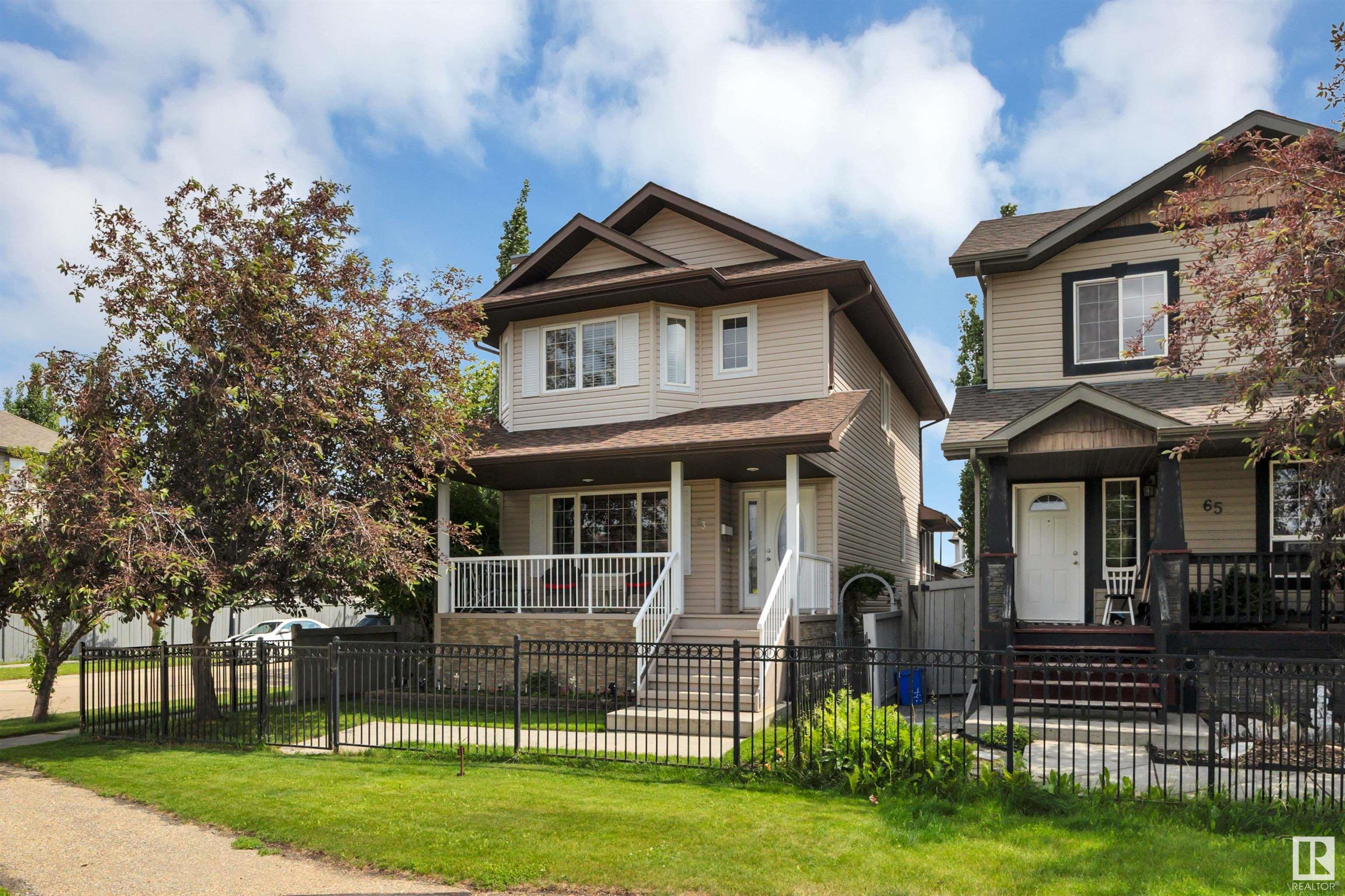 Property Photo: 63 Suntree Promenade AB T9E 8R8