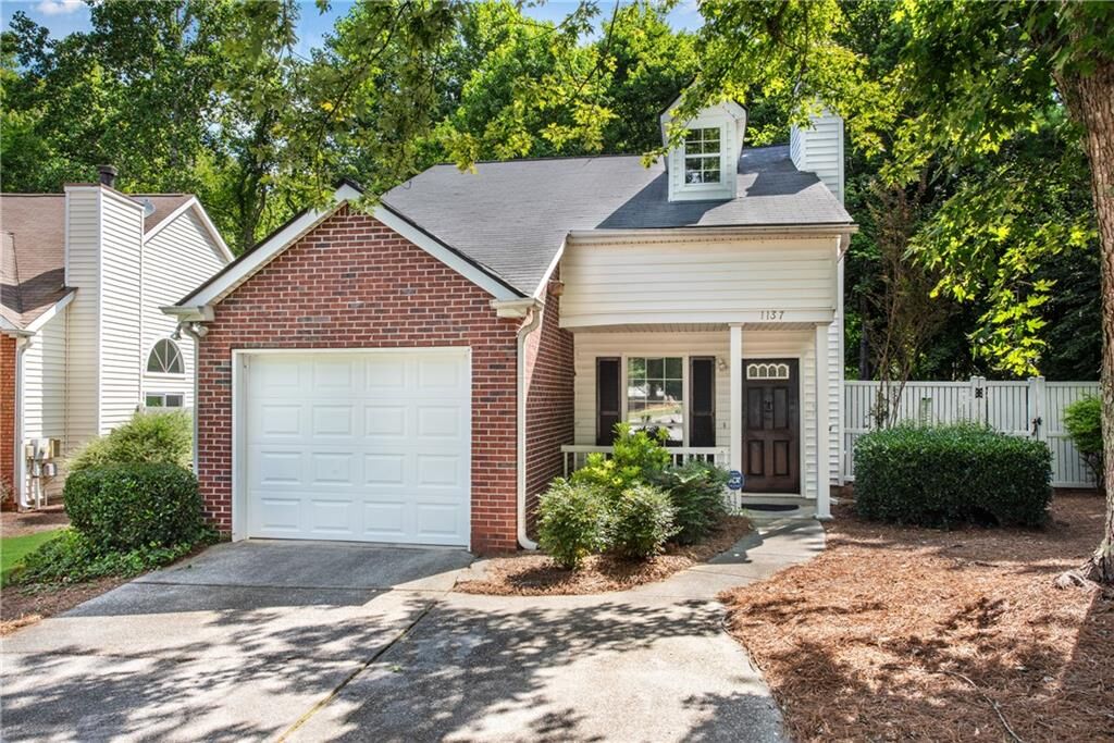 Property Photo:  1137 Parkside Club Drive  GA 30044 