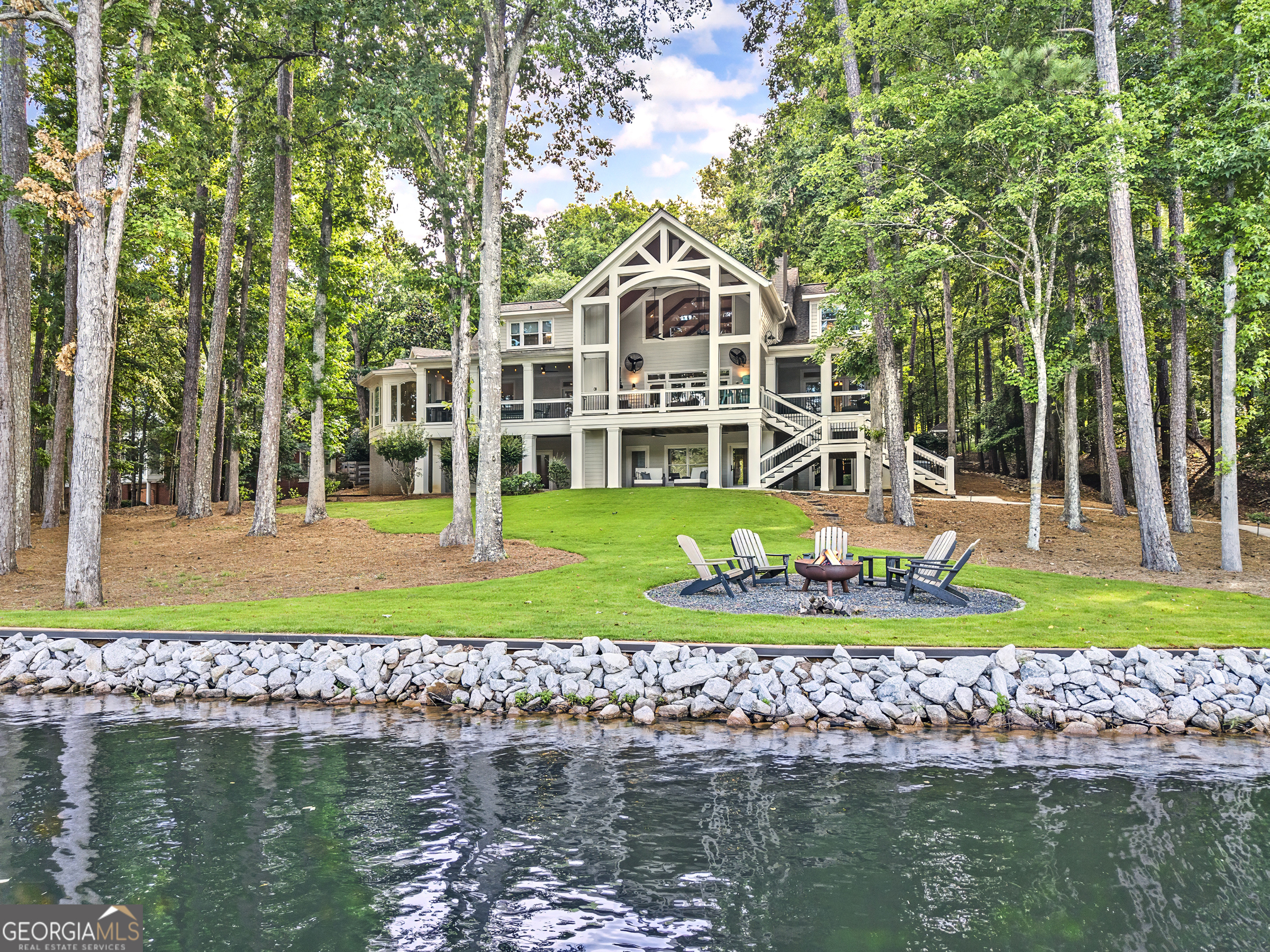 Property Photo: 1030 Scott Loop GA 30642