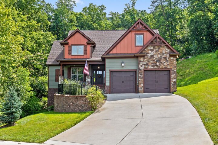 9795 Trestle Circle  Ooltewah TN 37363 photo