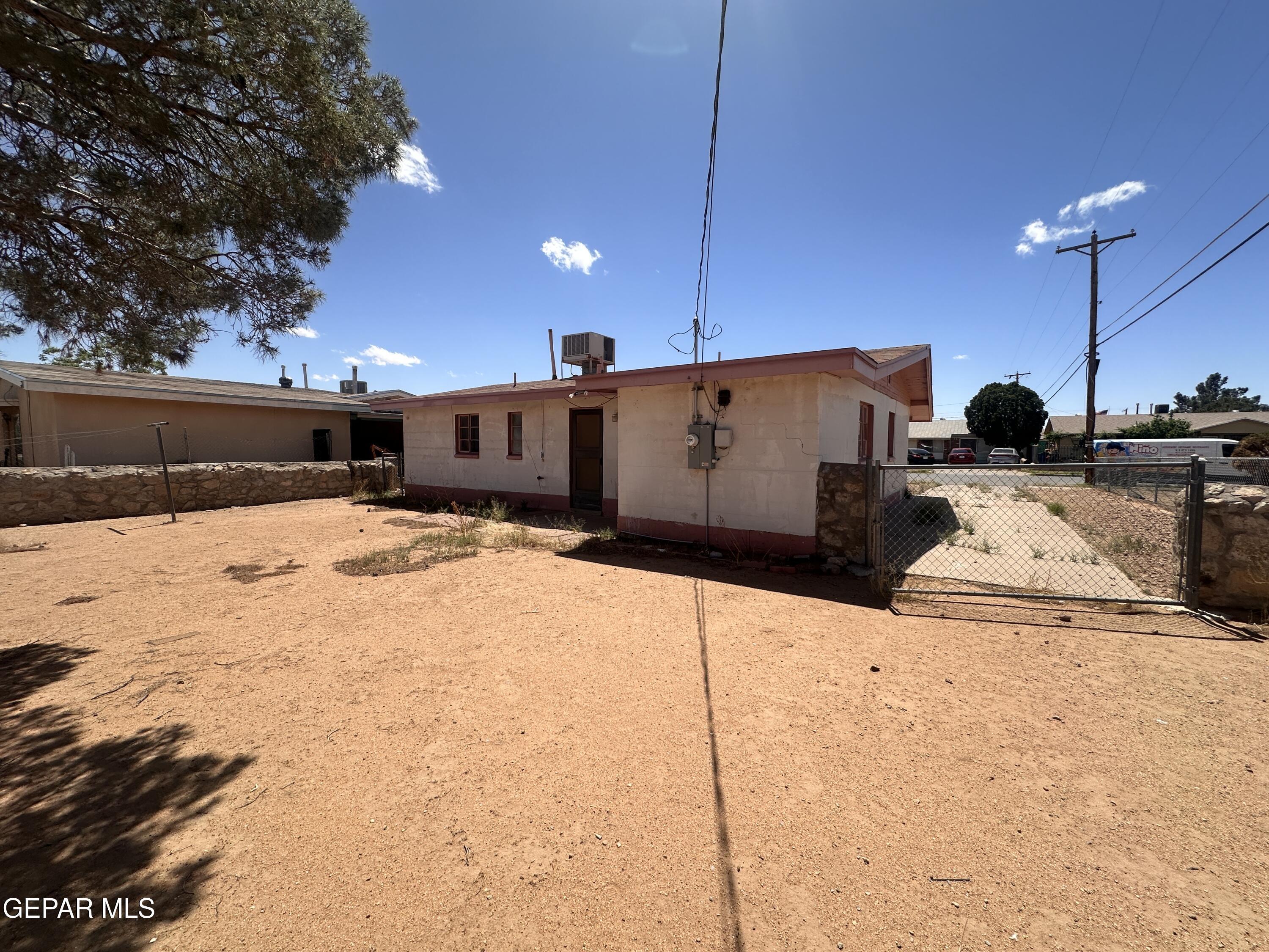 Property Photo: 5105 Debeers Drive TX 79924