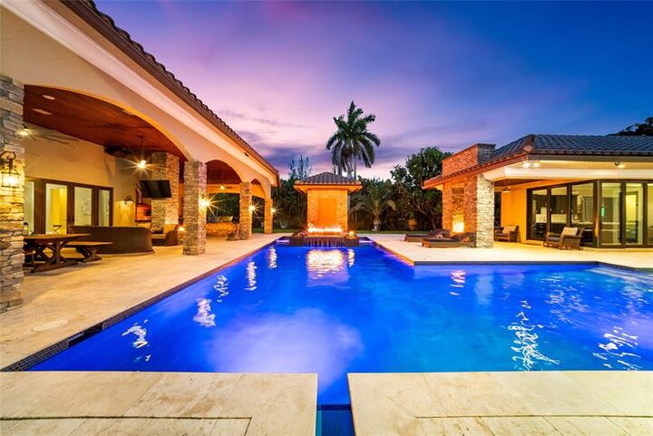 Property Photo: 7544 NW 47th Dr FL 33067