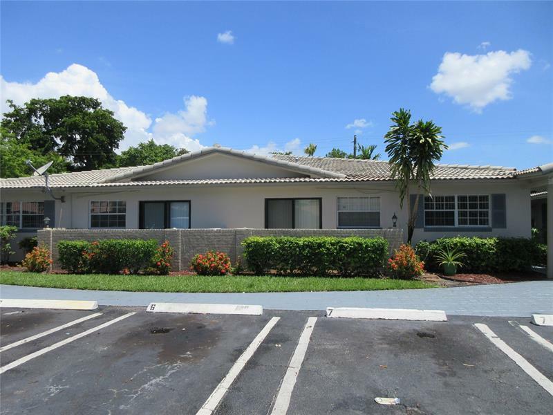 Property Photo: 8601 NW 35th St 9 FL 33065