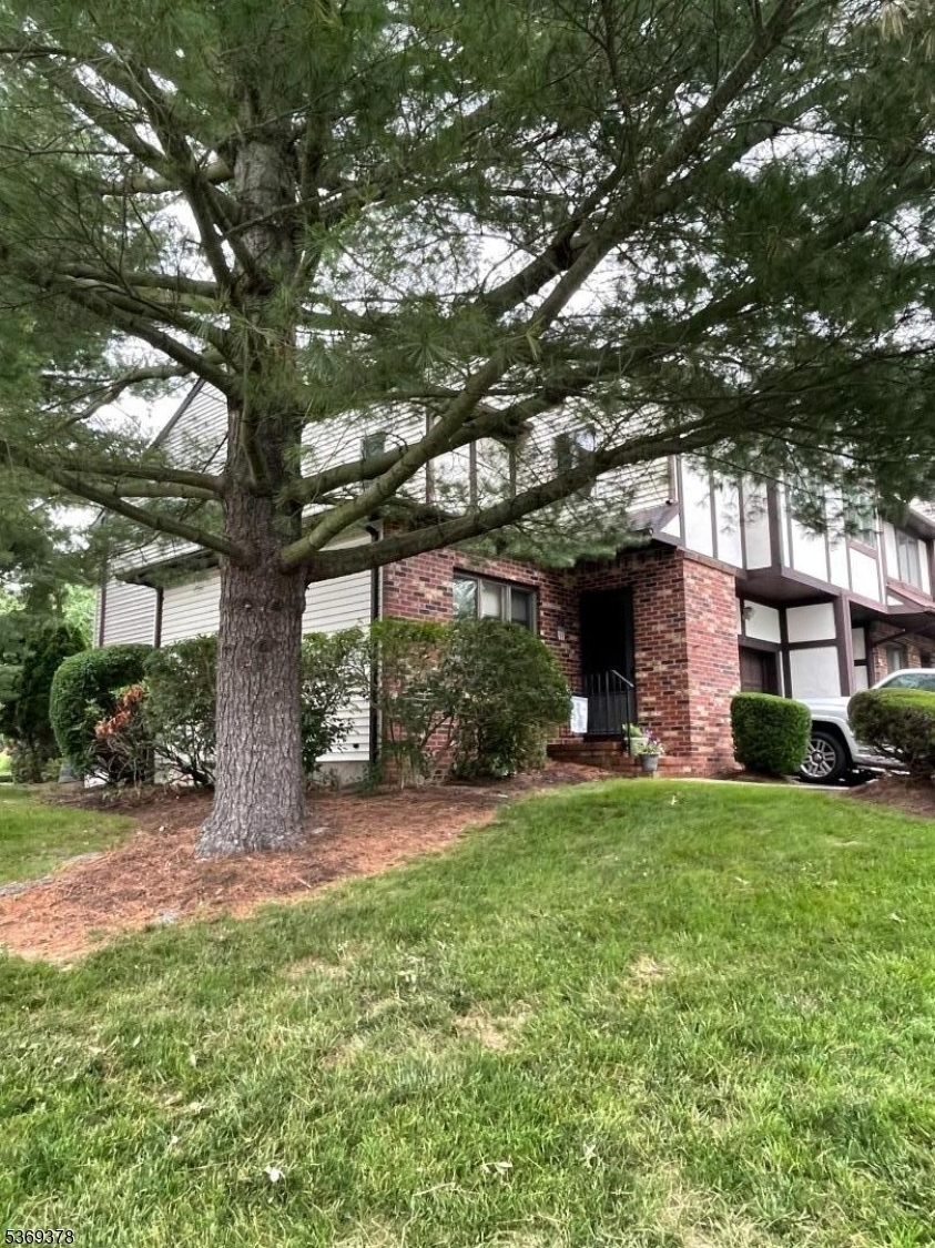 2 Leicester Ln  Ewing Twp. NJ 08628 photo