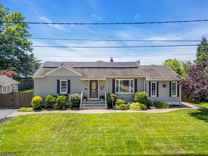325 Harrison Ave  Manville Boro NJ 08835 photo