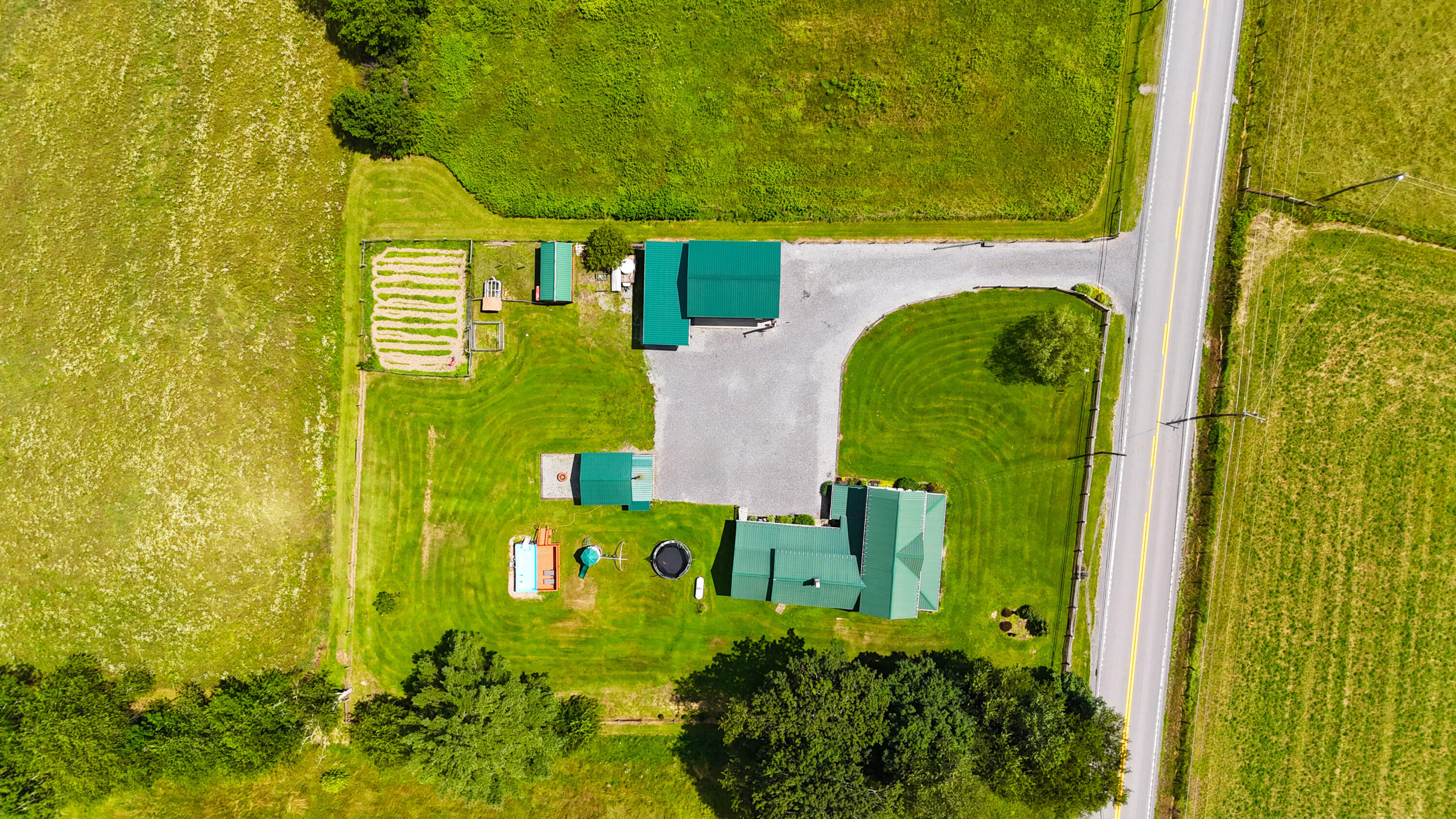 Property Photo: 8189 Seneca Trl WV 24946