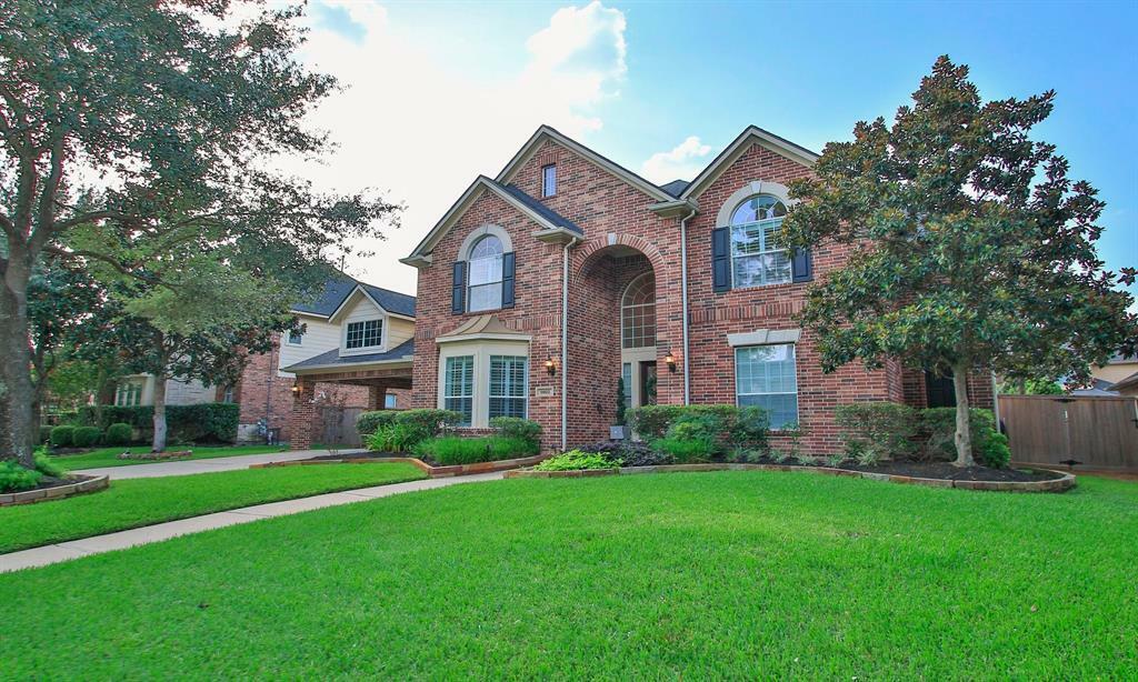 Property Photo: 9802 Blue Cruls Way TX 77379