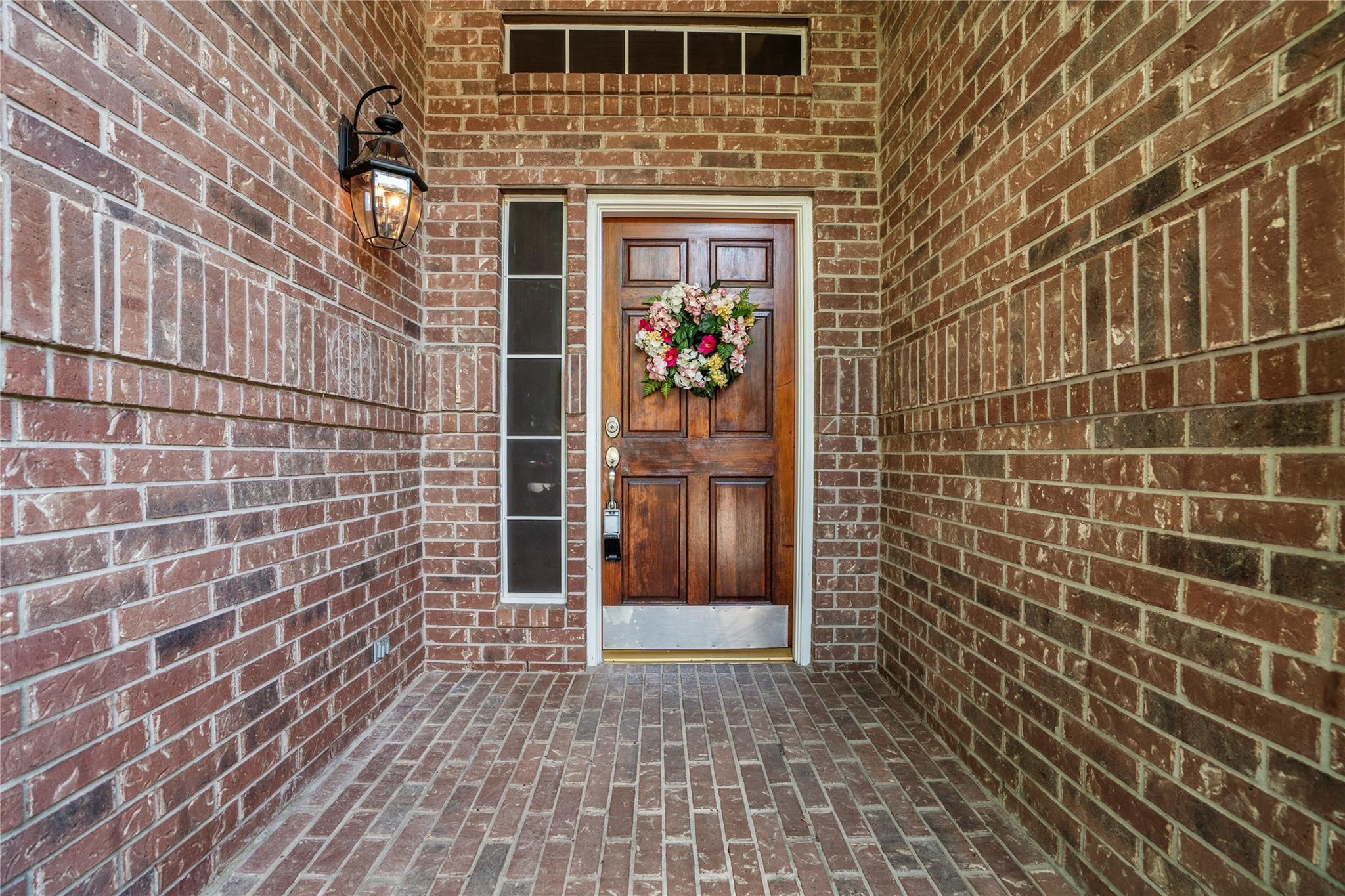 Property Photo: 9203 Baber Run Circle TX 77095