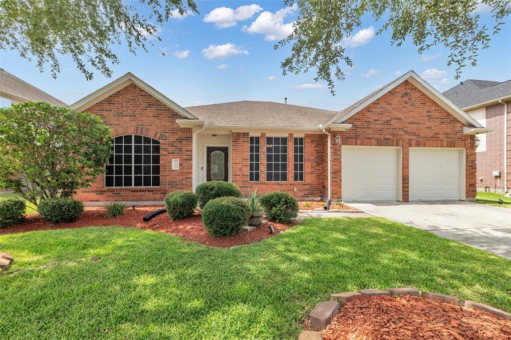 Property Photo: 1753 Silver Bend Drive TX 77539