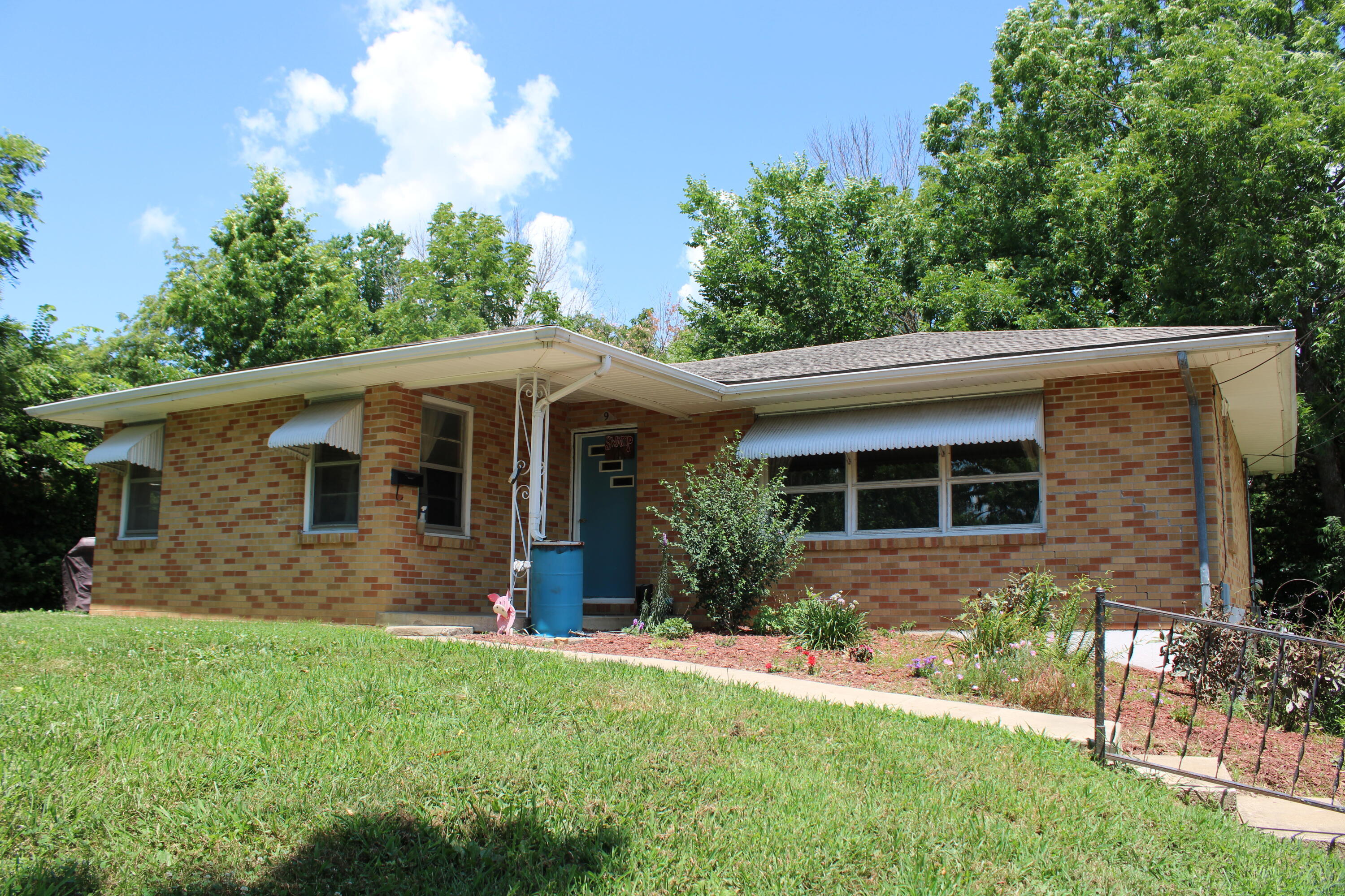 Property Photo:  9 Hawthorn Street  MO 65251 