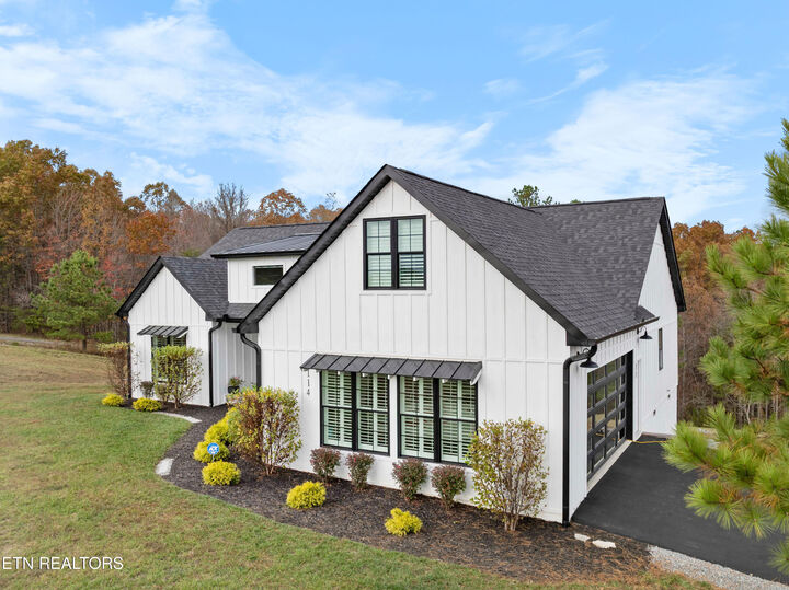 Property Photo: 114 Canter Hill Lane TN 38556