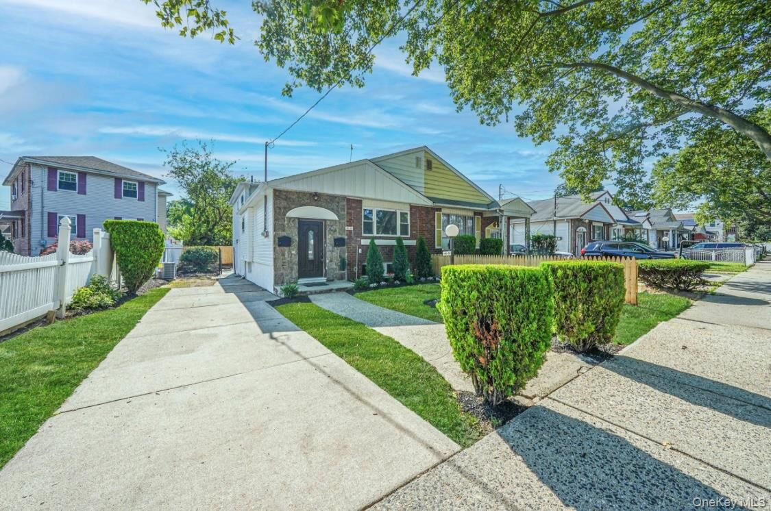 Property Photo:  14003 161st Street  NY 11434 