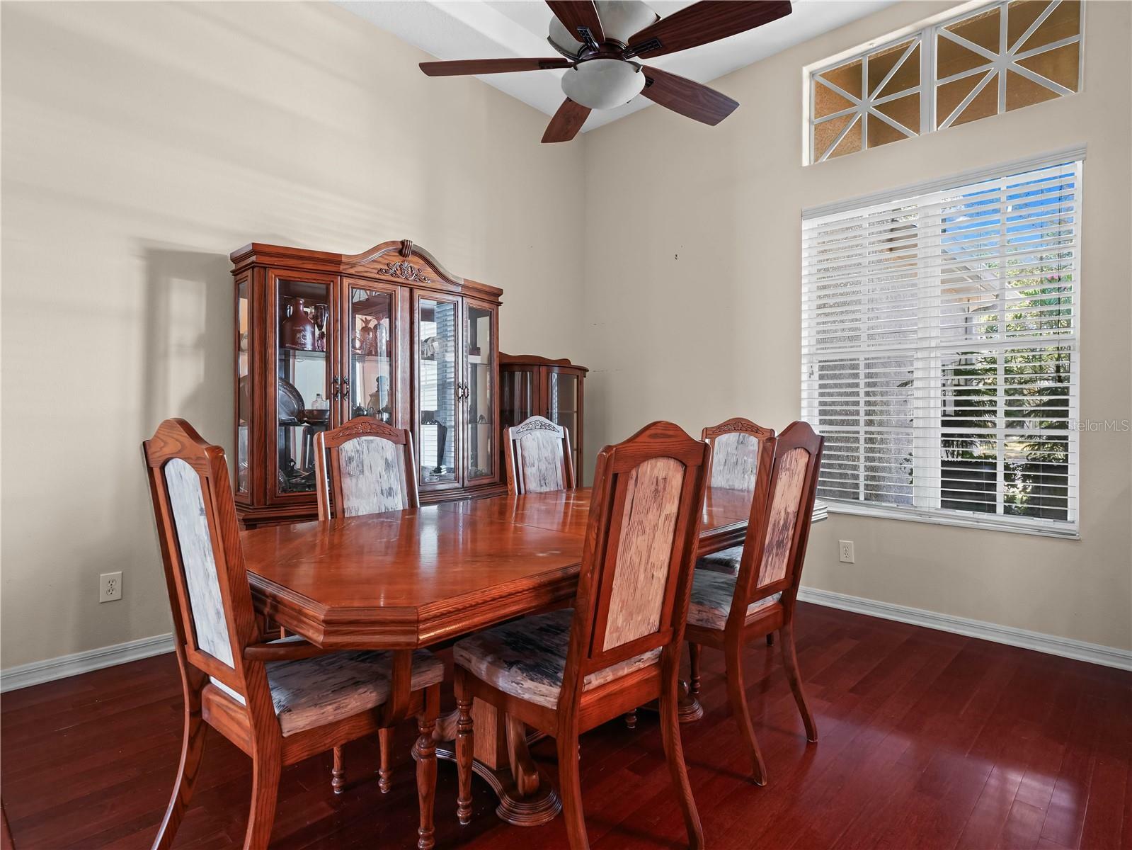 Property Photo: 205 Bon Vie Place FL 33594