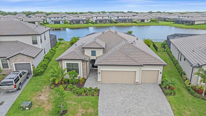 Property Photo:  15437 White Linen Drive  FL 34211 