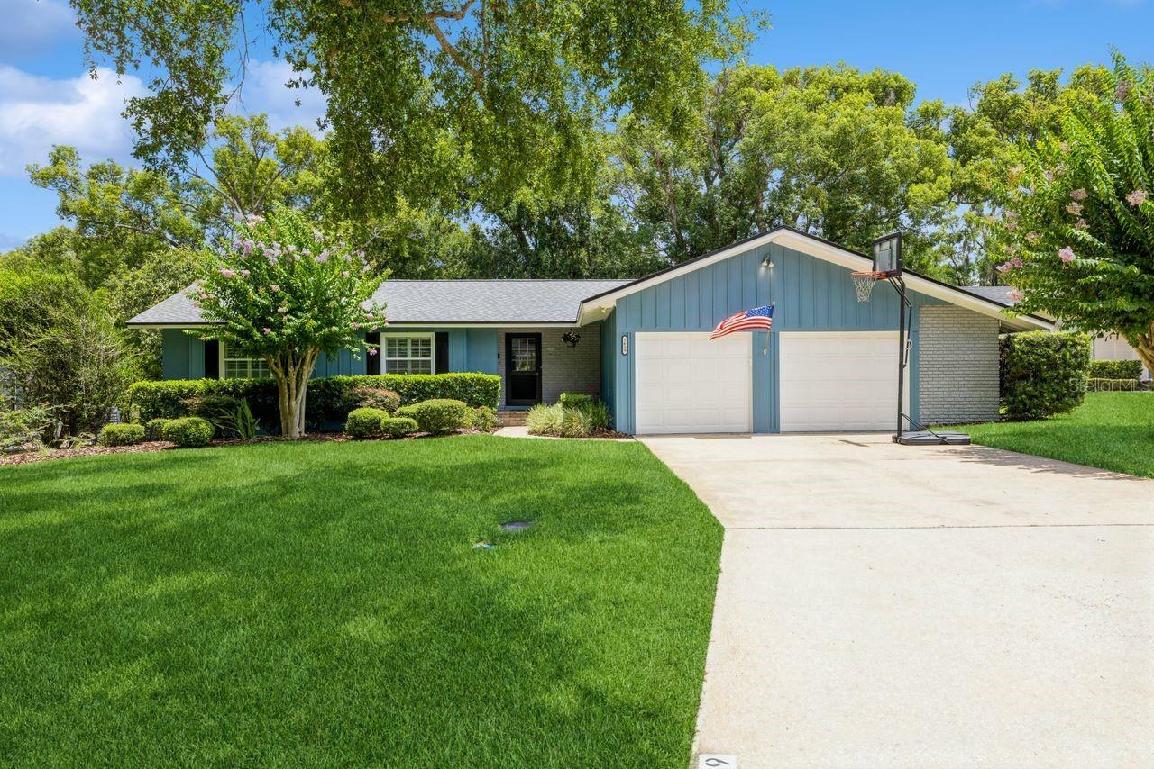 Property Photo: 1639 Choctaw Trail FL 32751