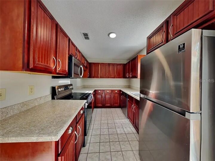Property Photo: 1709 Shady Ridge Court 243 FL 32807