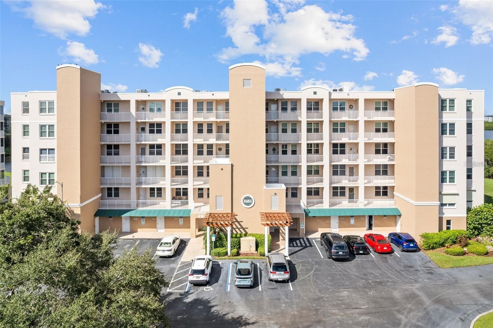 Property Photo:  6450 Shoreline Drive 9202  FL 33708 