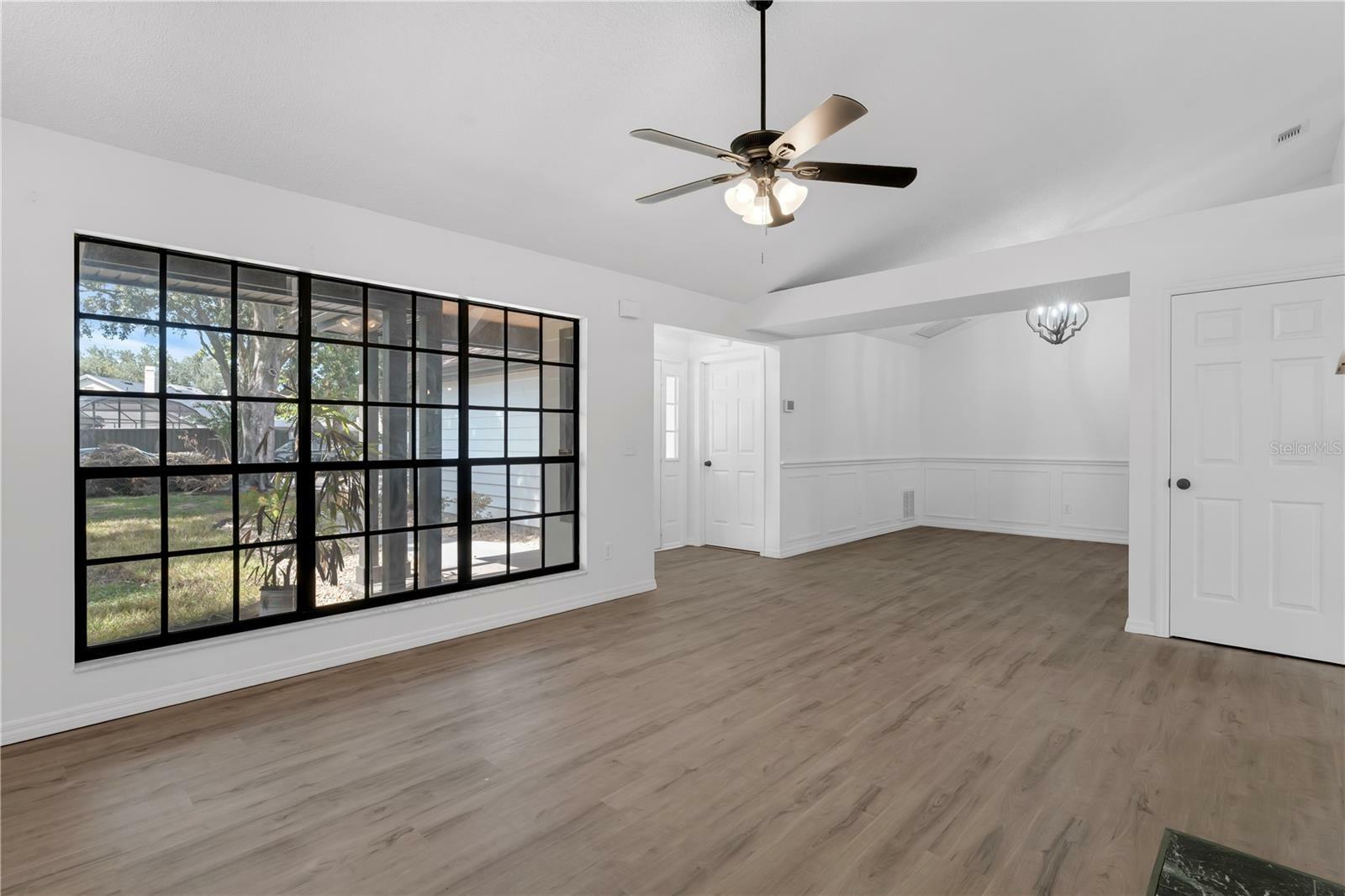 Property Photo: 762 Lake Como Drive FL 32746