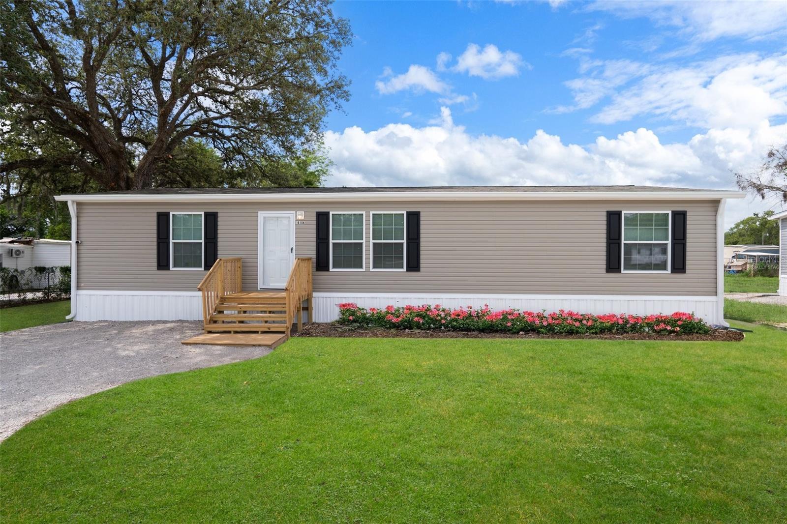 Property Photo:  16104 Naples Street  FL 34604 